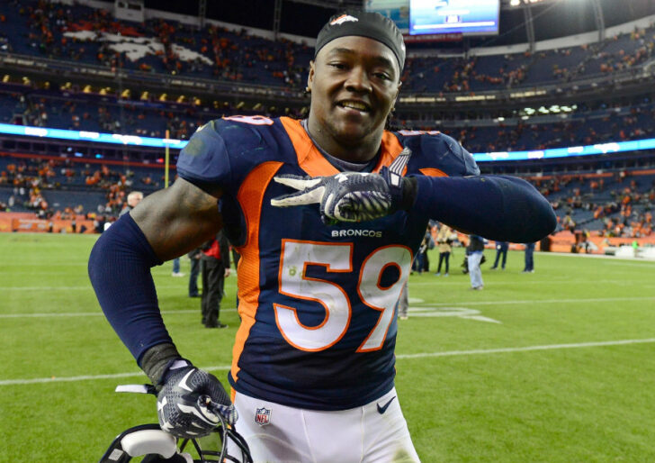 Danny Trevathan signs