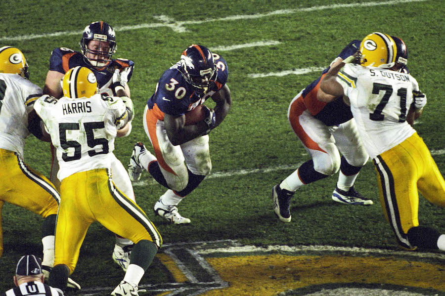 1998 Terrell Davis Ext Denver Broncos SLU mint in pkg 