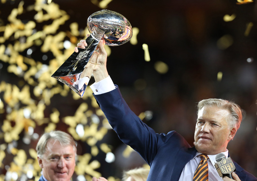 Broncos give an inside look at their private Super Bowl 50 ring ceremony