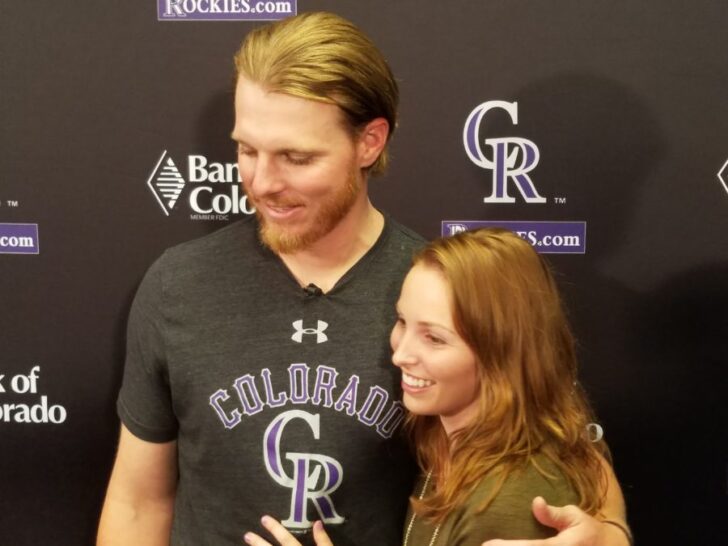 Rockies pitcher Jon Gray lops off famous flowing locks for charity