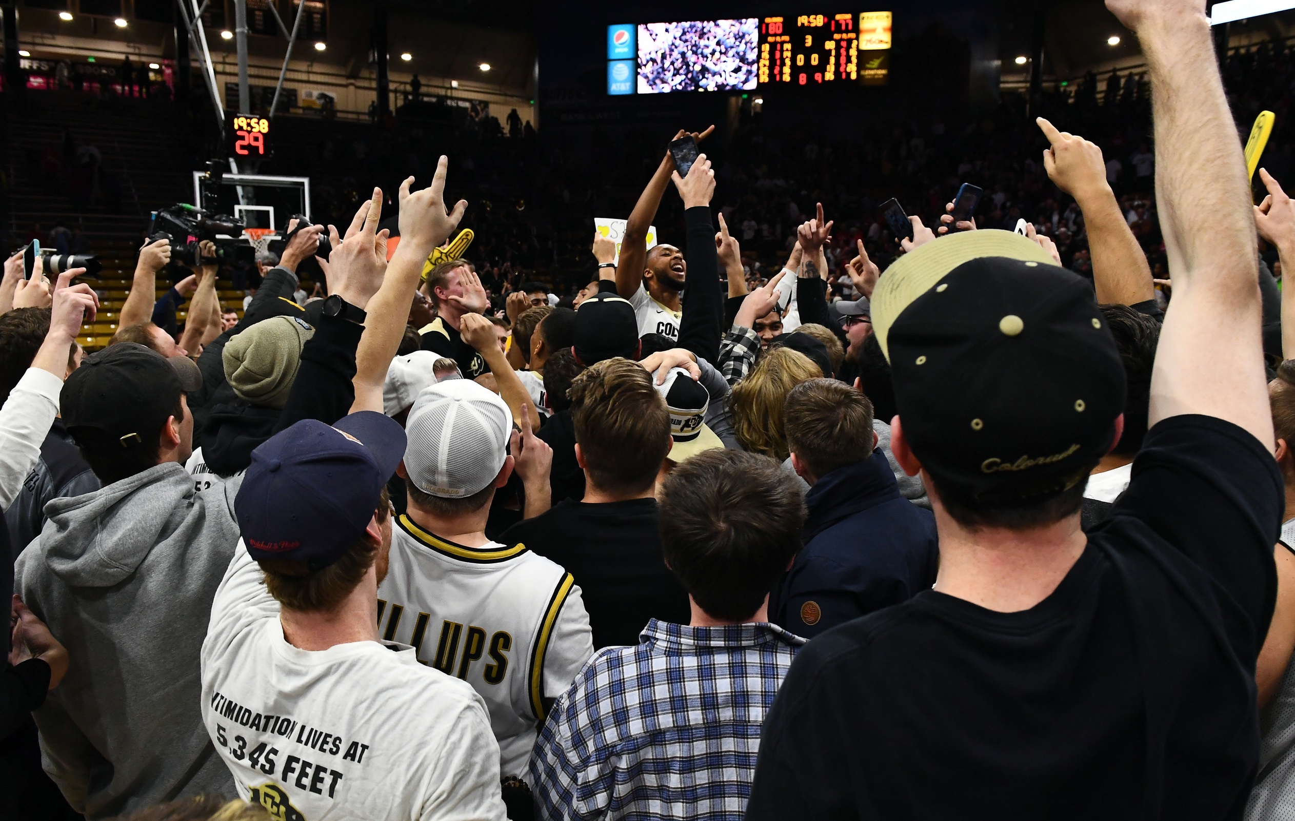 Colorado upsets Arizona