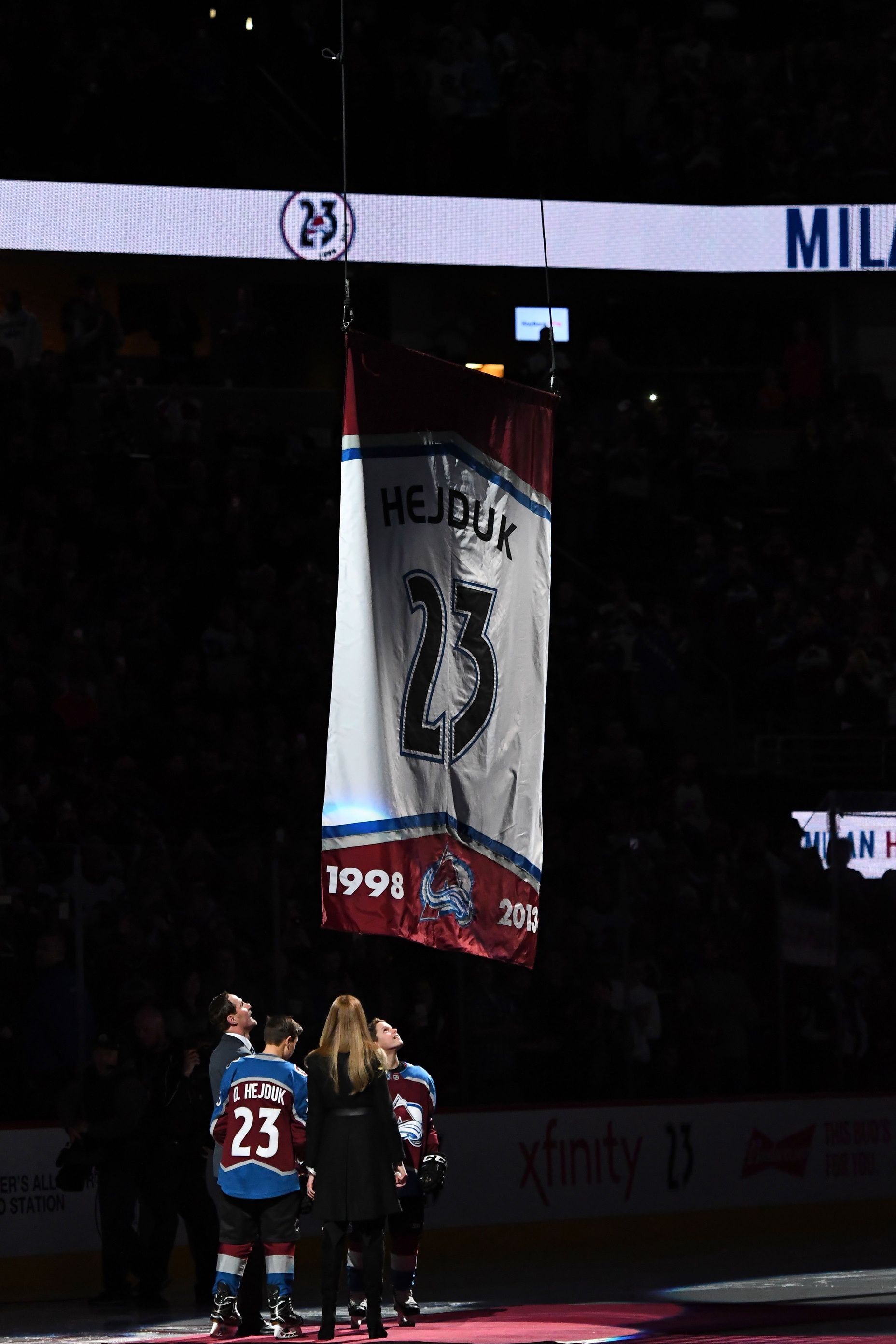 Milan Hejduk No. 23 retired by Colorado Avalanche