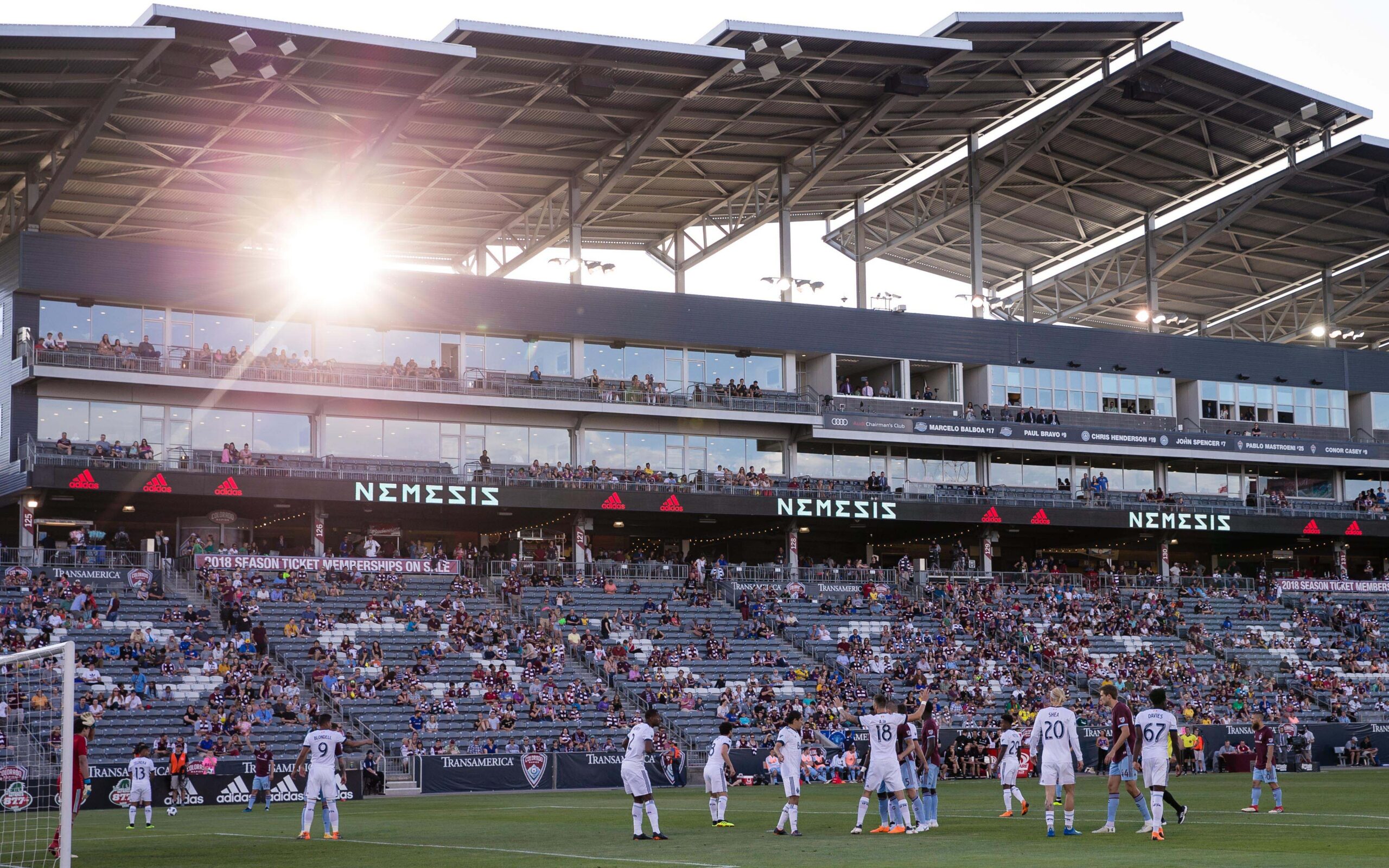 FIFA officials tour Denver — one of the strongest soccer viewing markets in  the country — in search for 2026 World Cup host cities