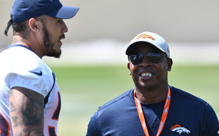 Vance Joseph and Shane Ray in OTAs. Credit: Ron Chenoy, USA TODAY Sports.