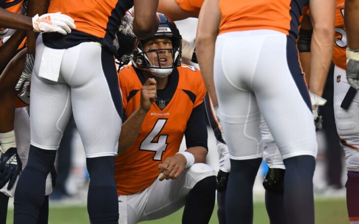 Case Keenum leads the Broncos. Credit: Ron Chenoy, USA TODAY Sports.