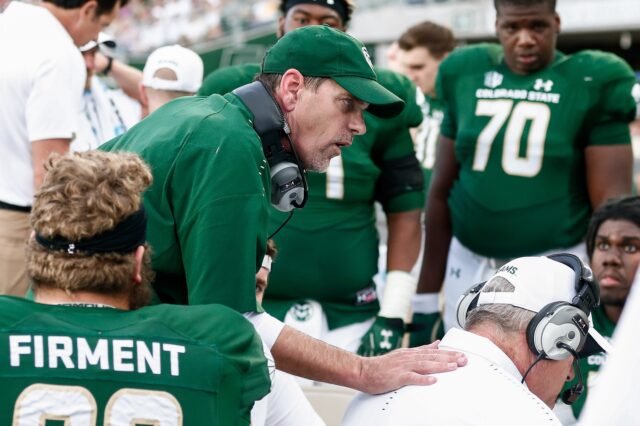 Mike Bobo coaching his team up. Credit: Isaiah J. Downing, USA TODAY Sports.