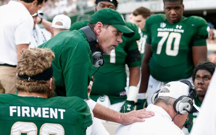 Mike Bobo coaching his team up. Credit: Isaiah J. Downing, USA TODAY Sports.