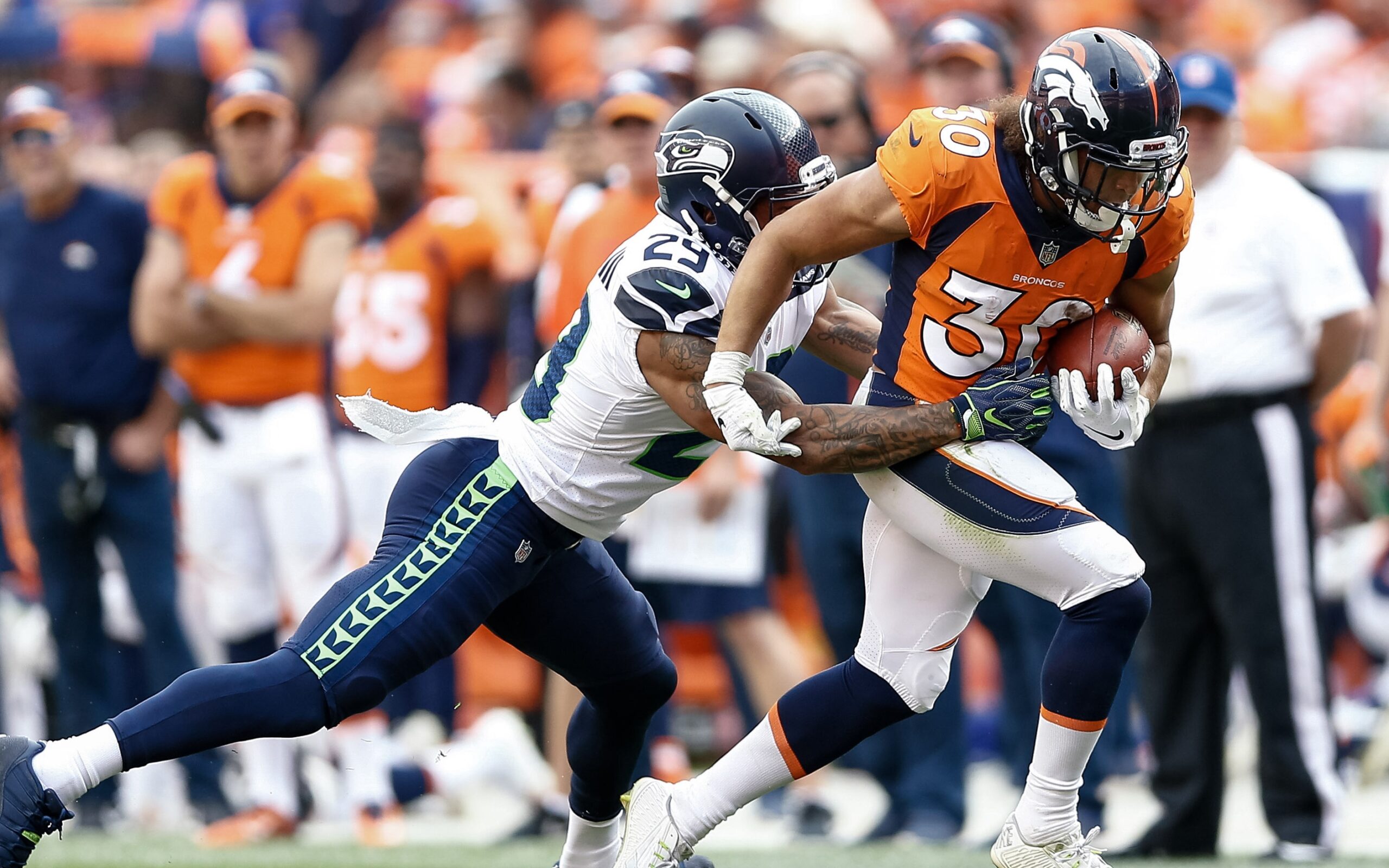 Phillip Lindsay scores first NFL touchdown in first NFL game - The