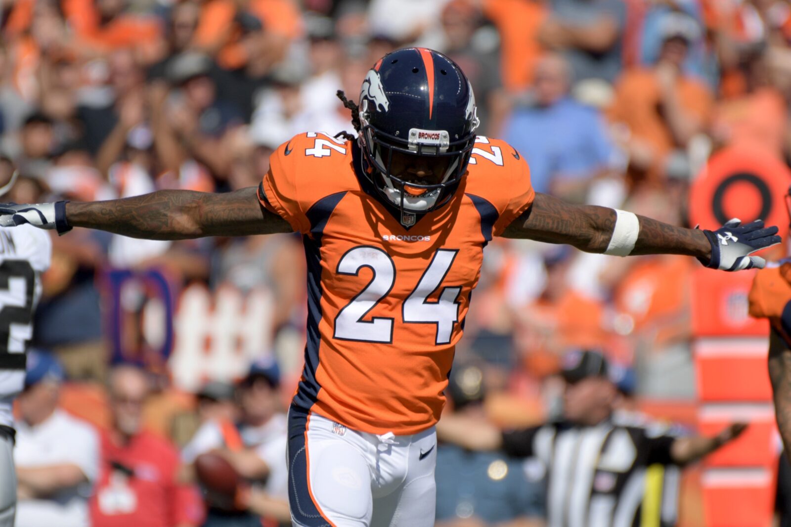 adam-pacman-jones-will-sit-leaving-broncos-punt-return-duties-up-in