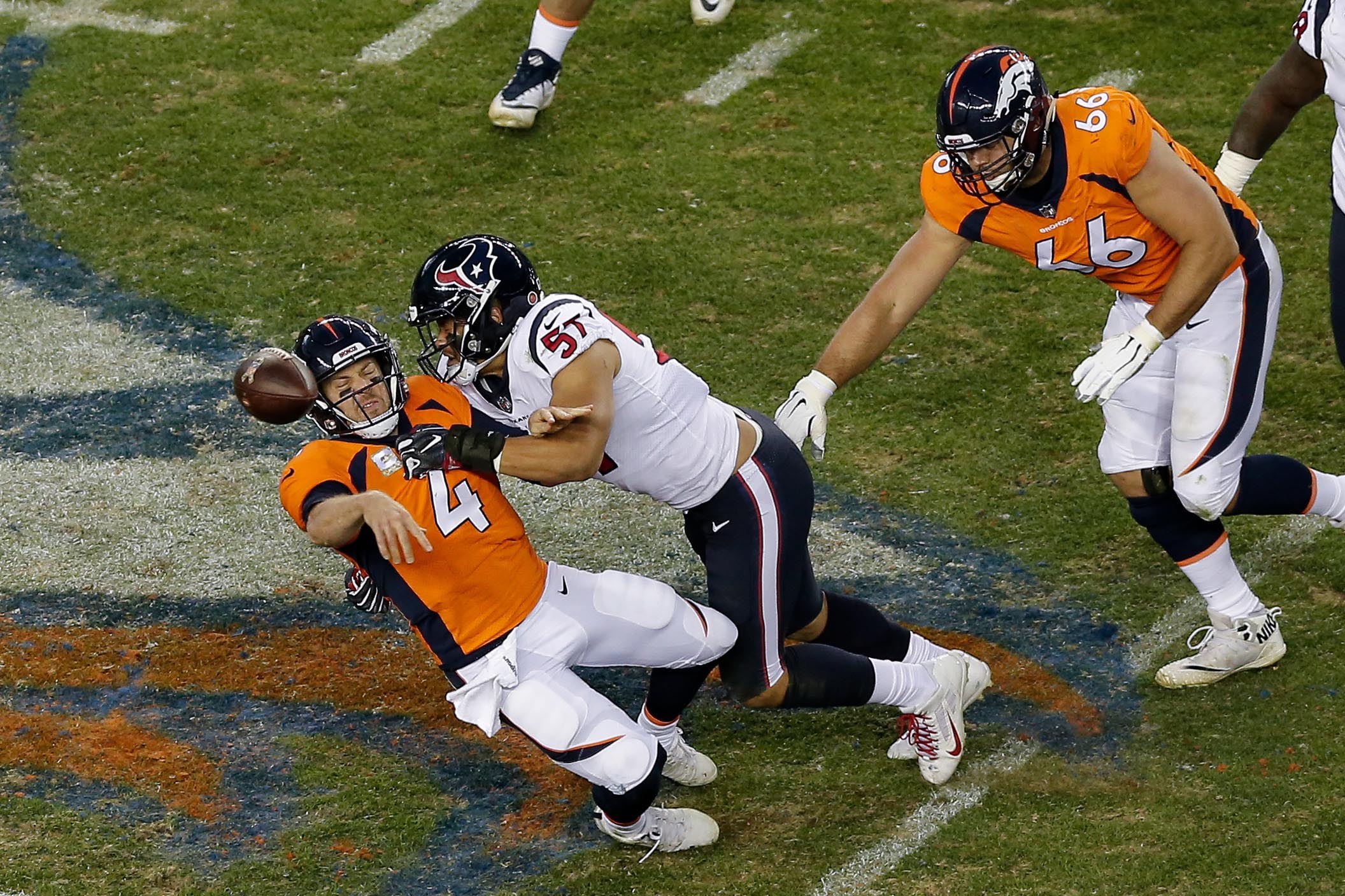 No one's throwing in the towel': Broncos resolute to improve, not