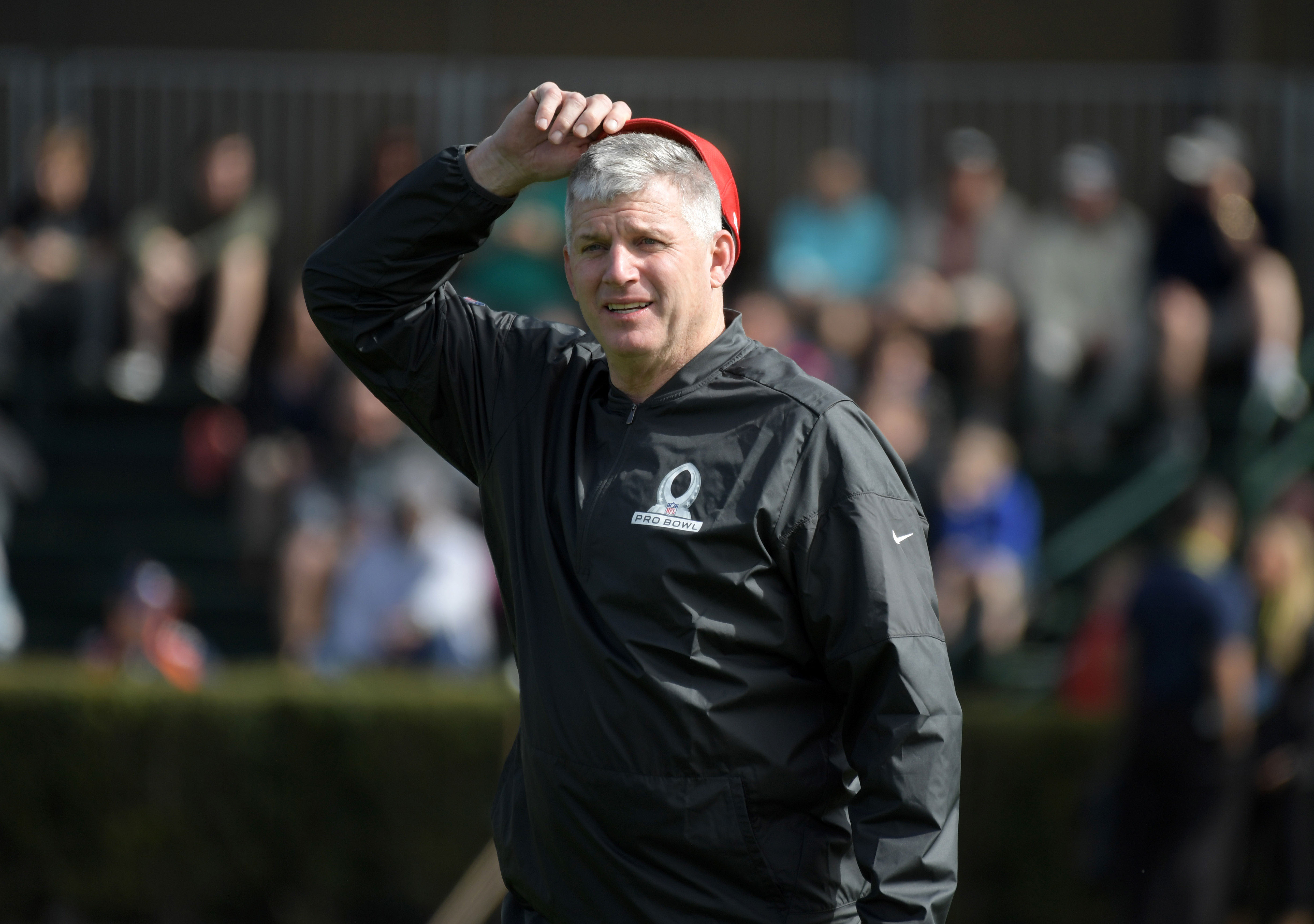 Is Mike Munchak the ideal candidate for the Denver Broncos?