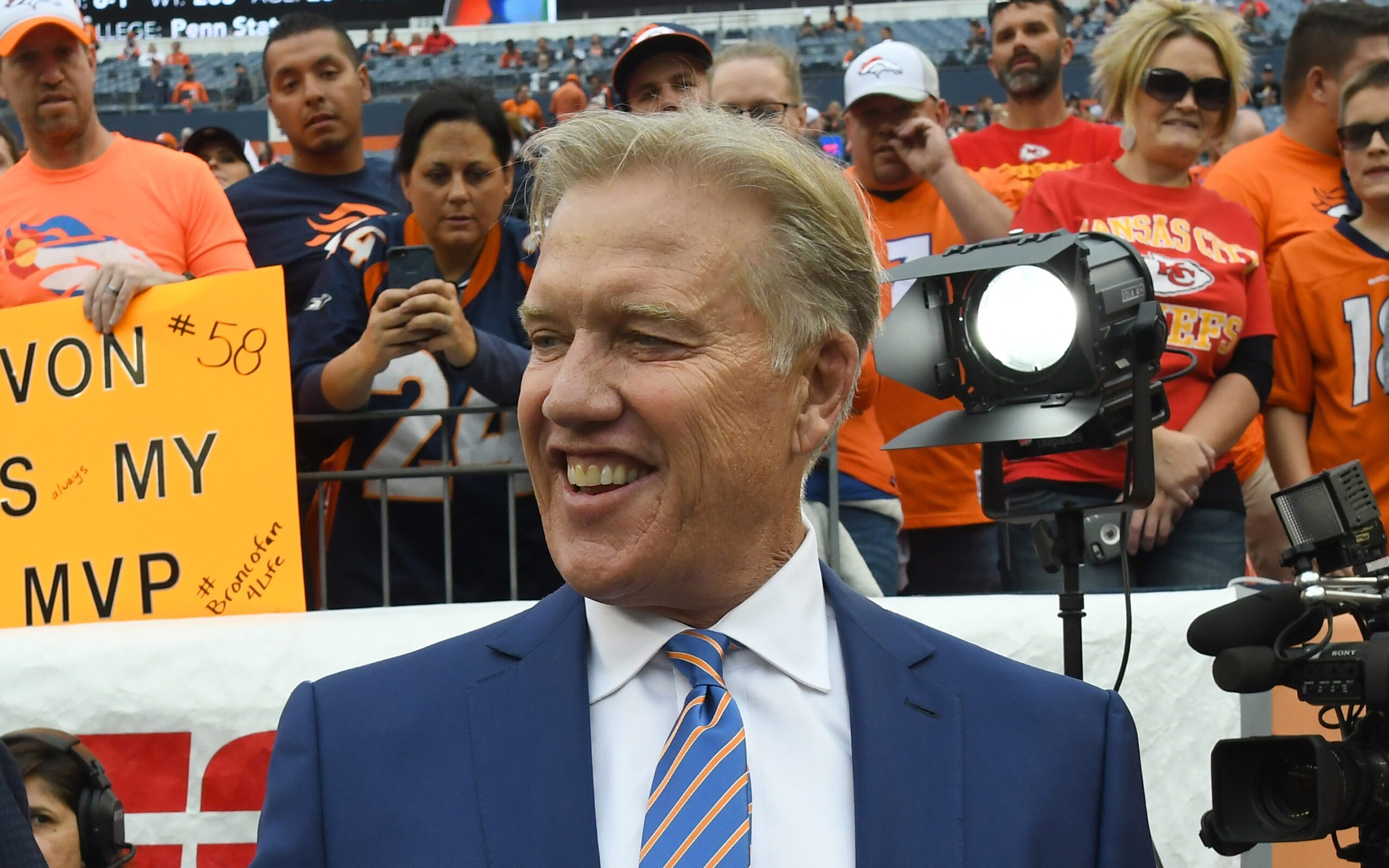 Elway Rallies Again