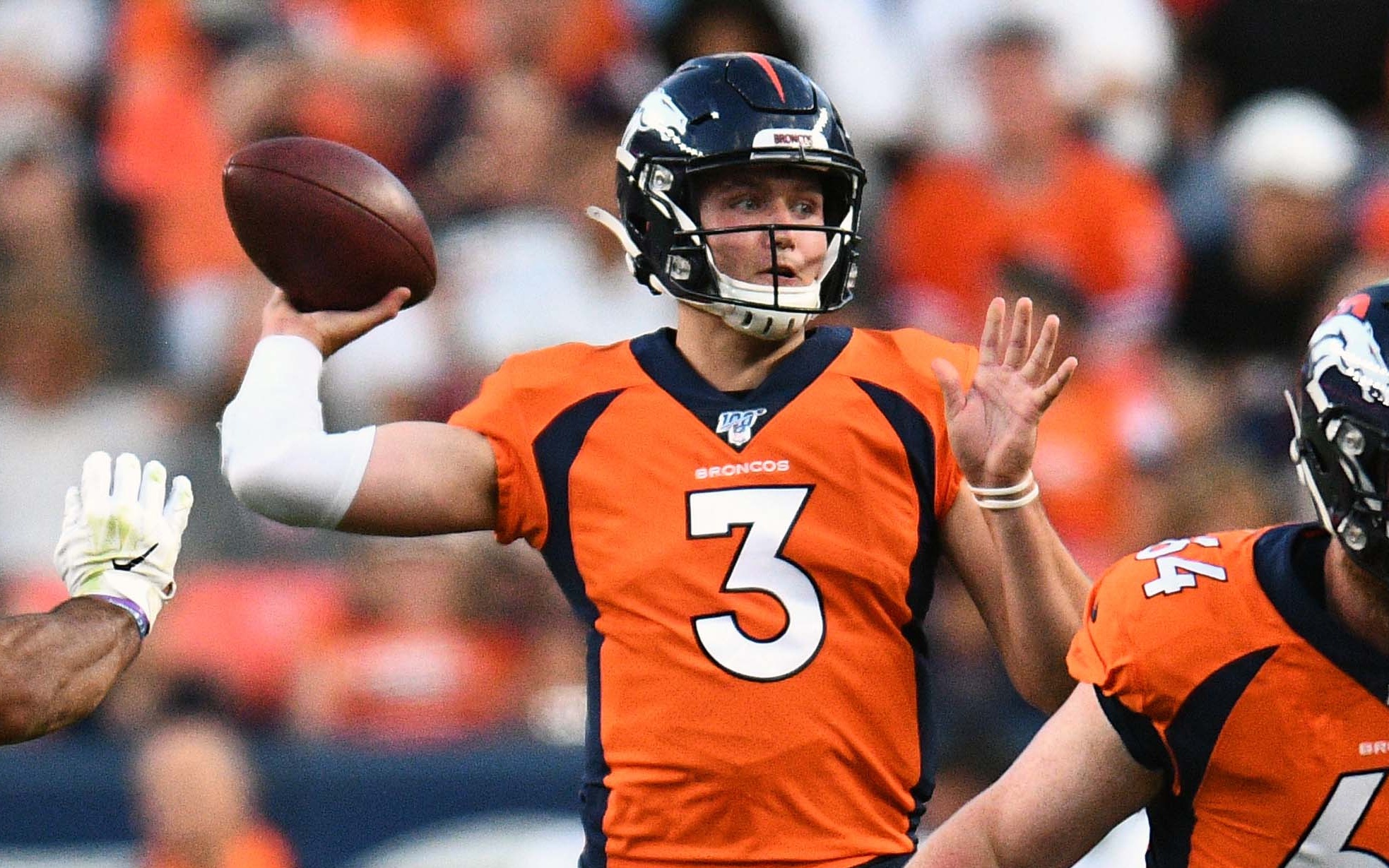 Drew Lock injures throwing thumb in Broncos preseason game