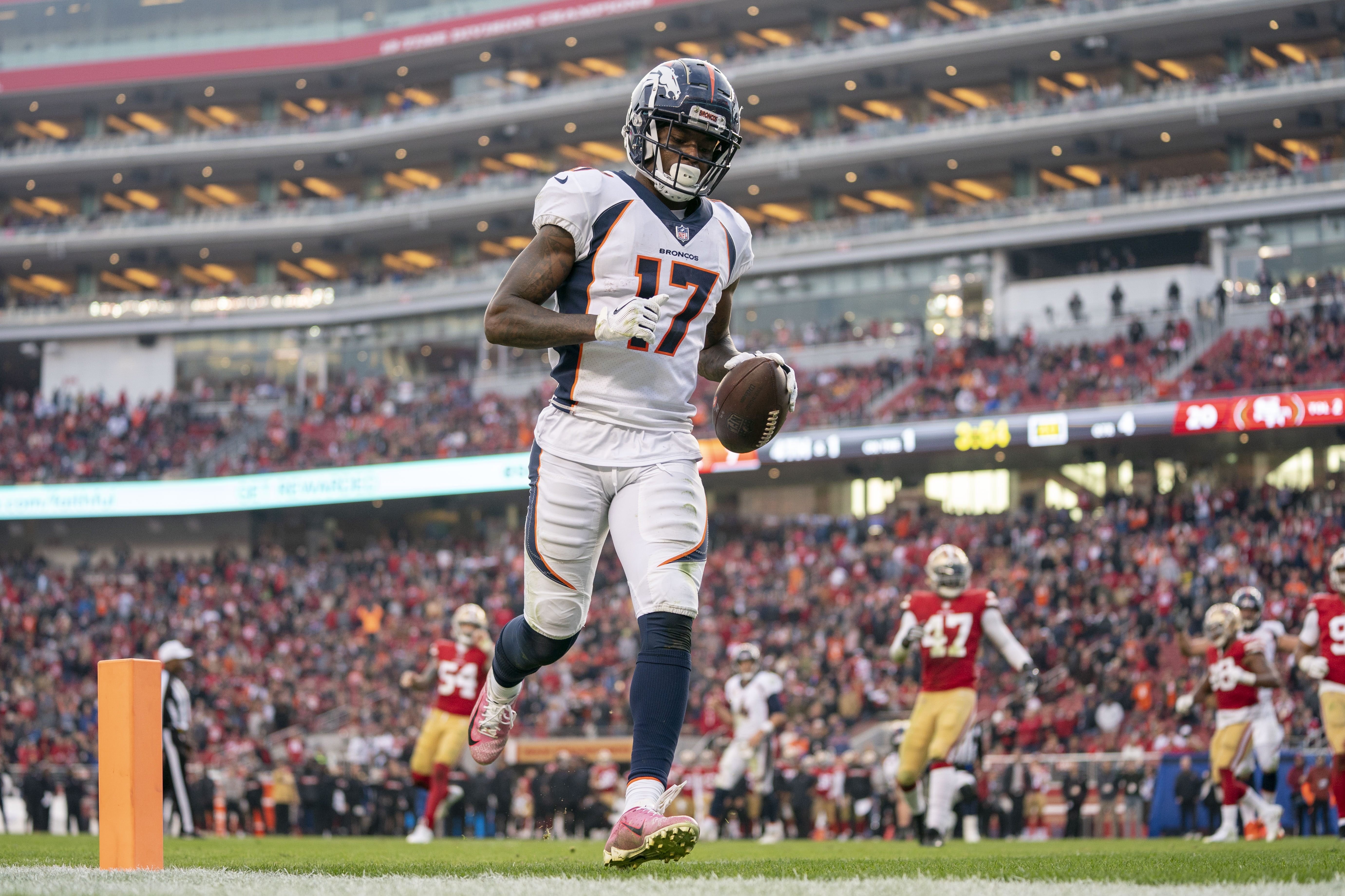 Denver Broncos wide receiver DaeSean Hamilton (17) scores a touchdown during the fourth quarter against the San Francisco 49ers at Levi's Stadium.