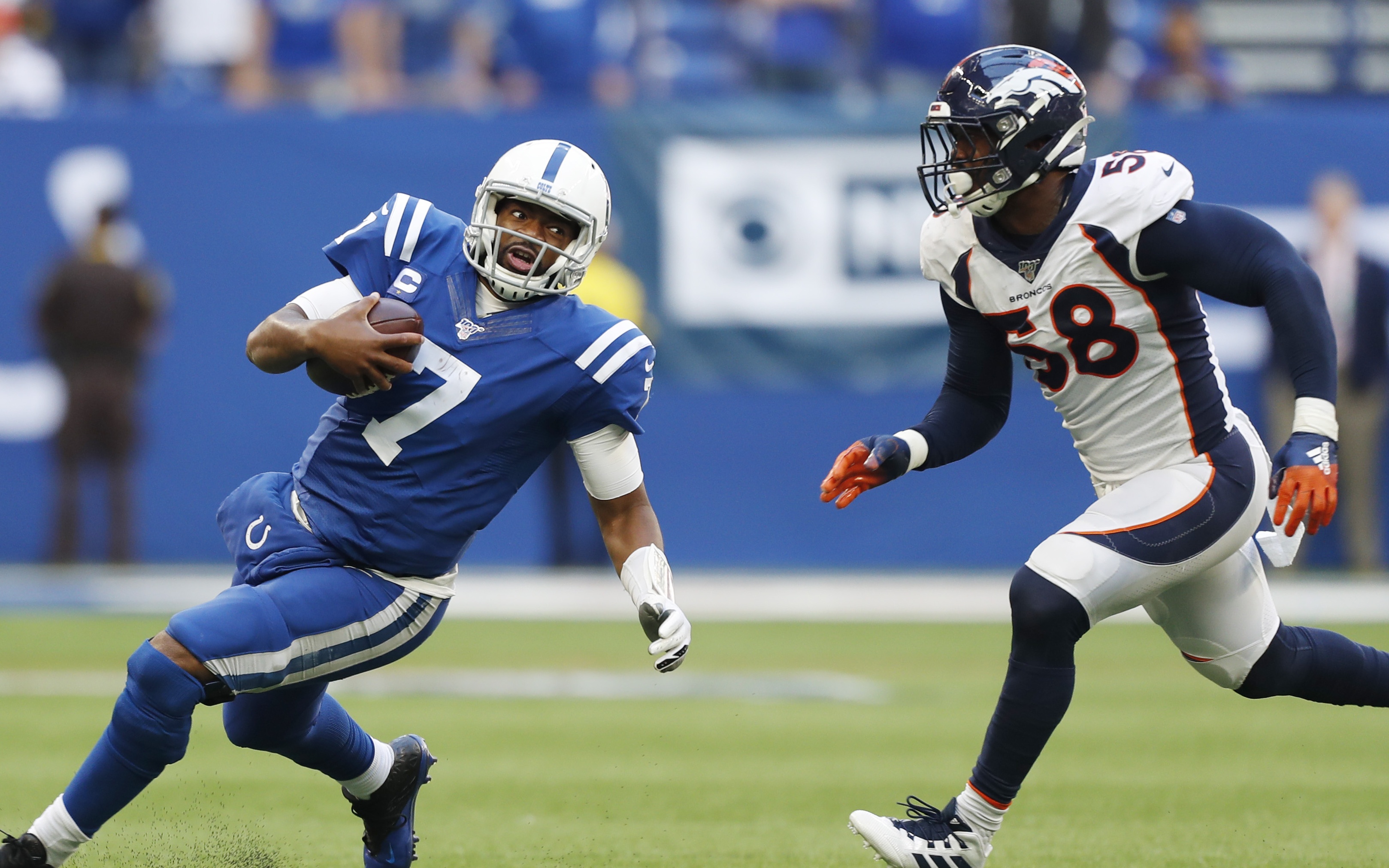 USATSI_13580535 Cropped Von Miller chases down Jacoby Brissett for the sack late in the fourth quarter. Miller wasn't quite enough to push Denver to the win despite a great game. Credit: Brian Spurlock, USA TODAY Sports.