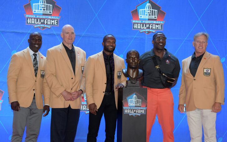 Shannon Sharpe and other Broncos Hall of Famers at Champ Bailey's induction. Credit: Kirby Lee, USA TODAY Sports.