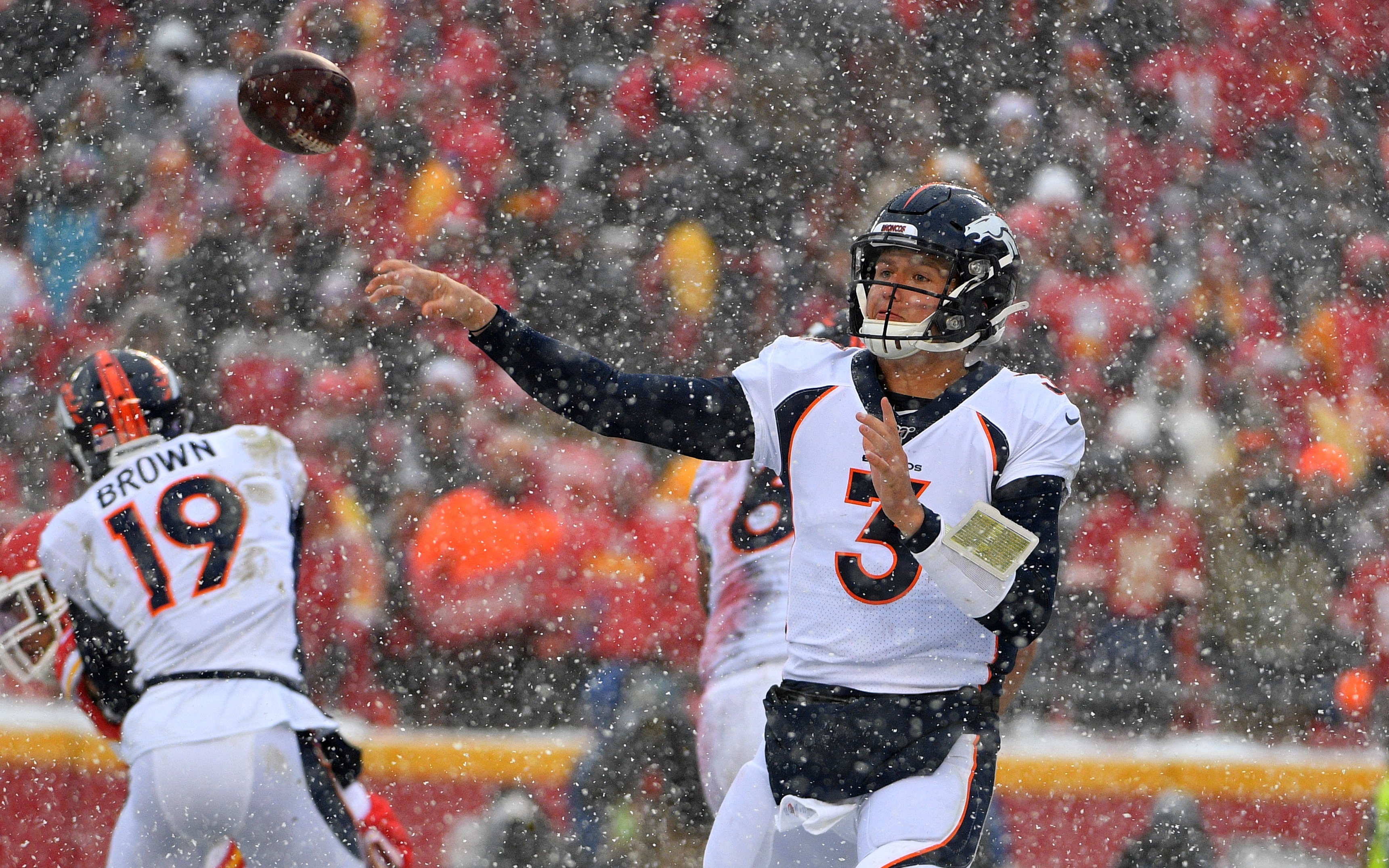 USATSI_13798120 Cropped Drew Lock pass in Kansas City. Credit: Denny Medley, USA TODAY Sports.