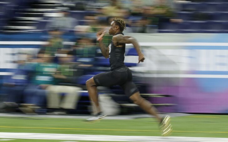 Henry Ruggs III runs the 40 at the NFL Combine. Credit: Brian Spurlock, USA TODAY Sports.