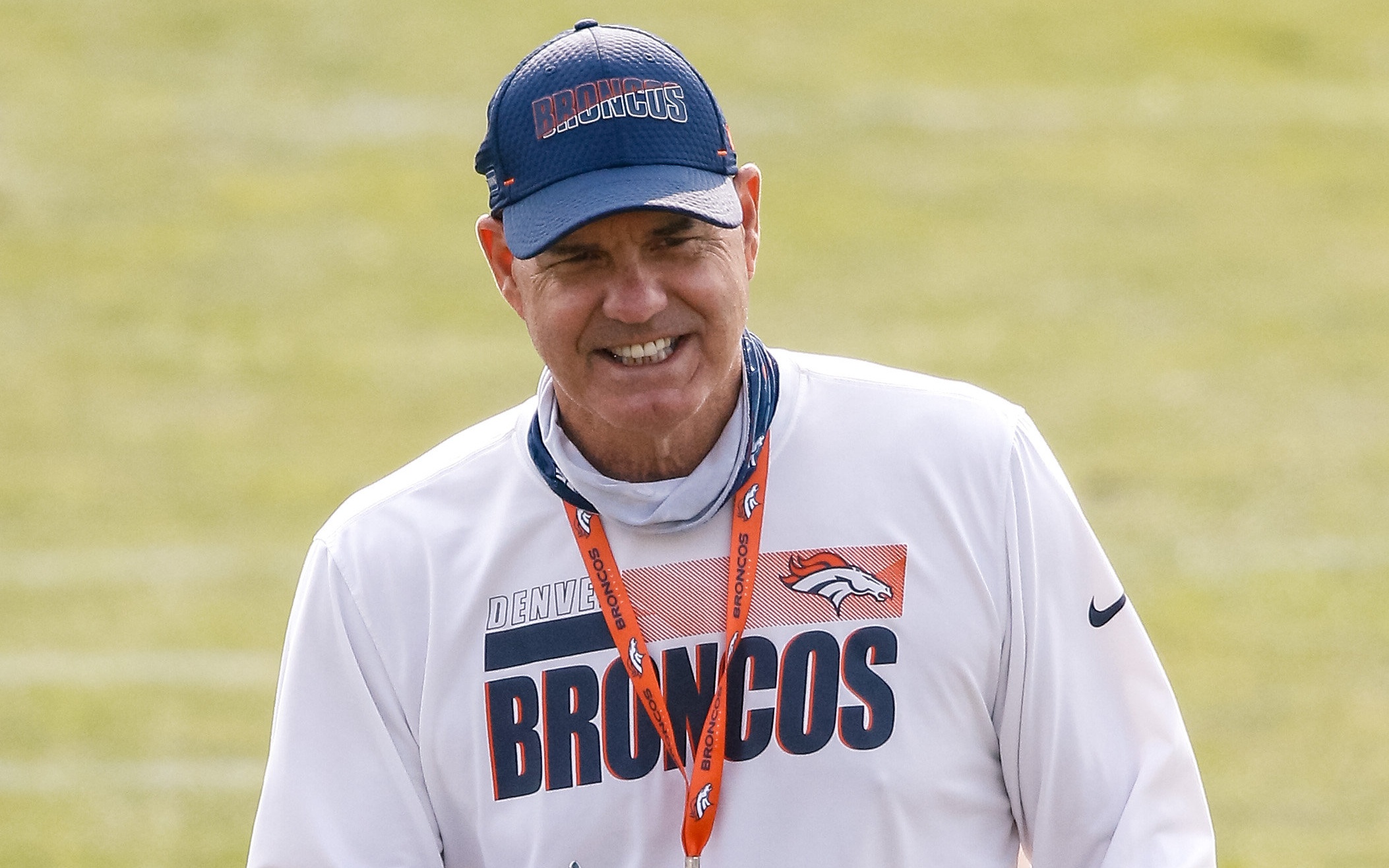 Broncos D-coordinator Ed Donatell under COVID-19 protocols