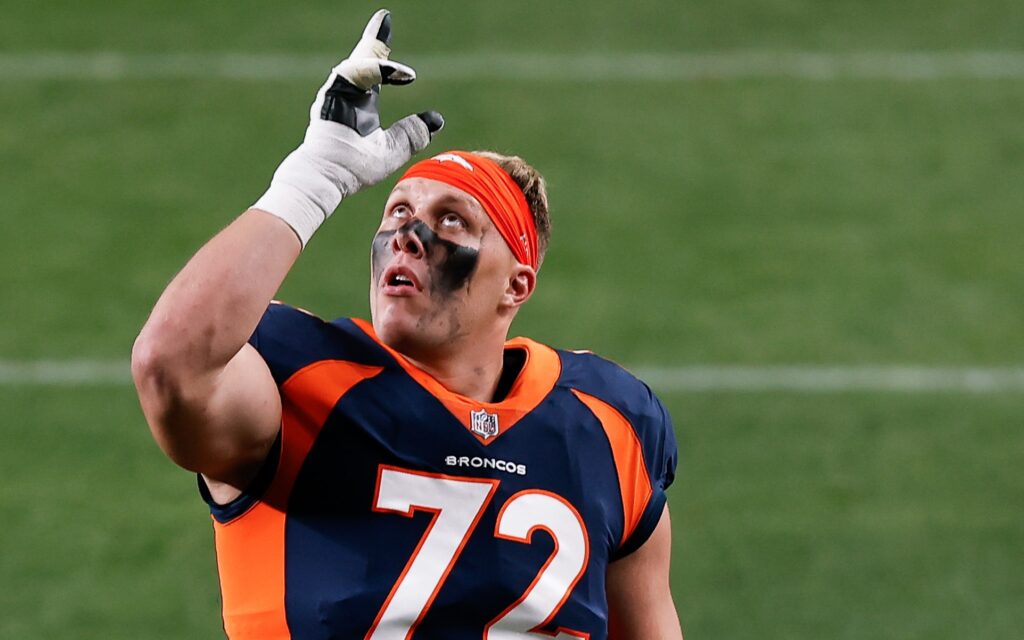 Garett Bolles points to the sky. Credit: Isaiah J. Downing, USA TODAY Sports.