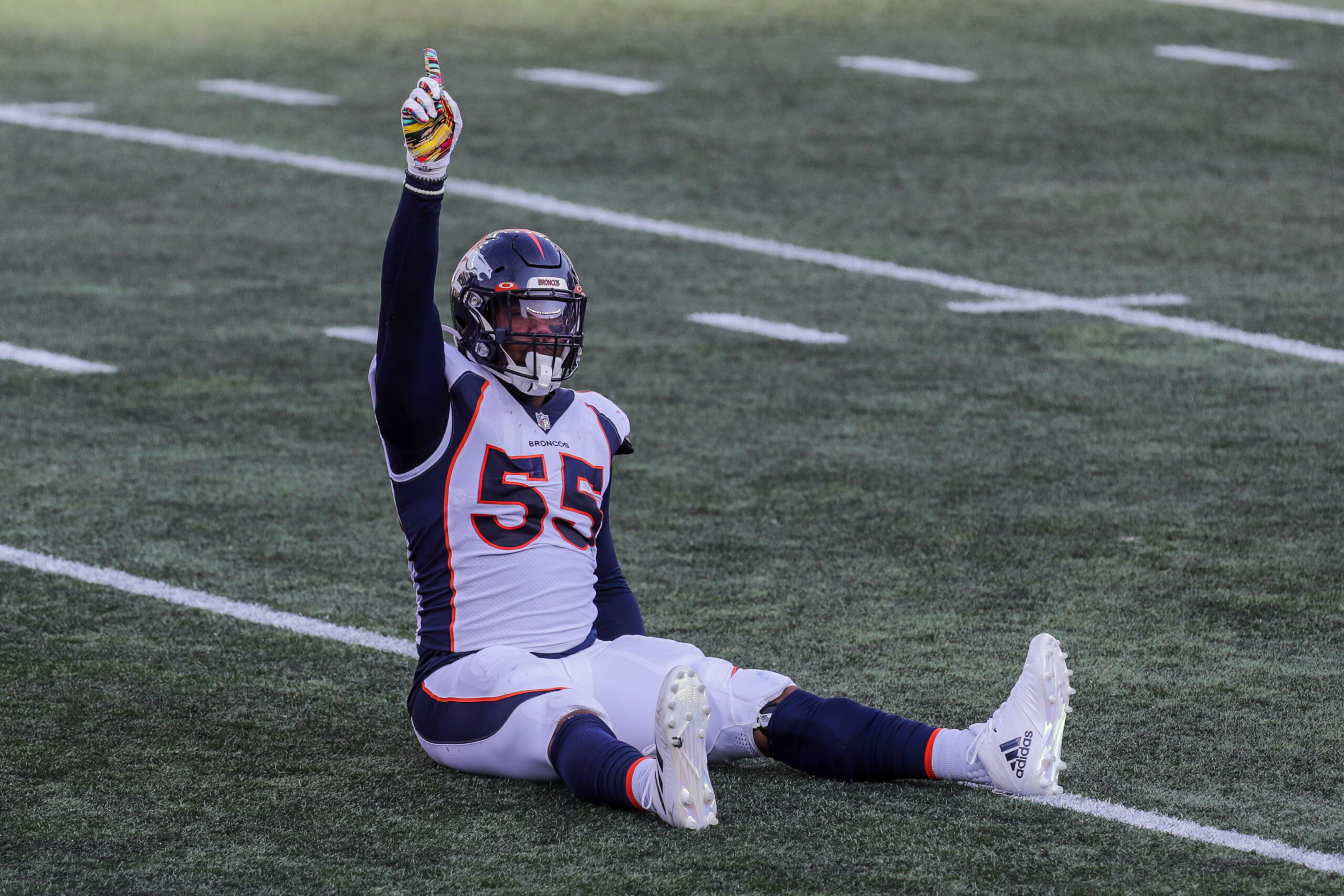 Broncos' Bradley Chubb returns to practice, Garett Bolles goes on COVID list