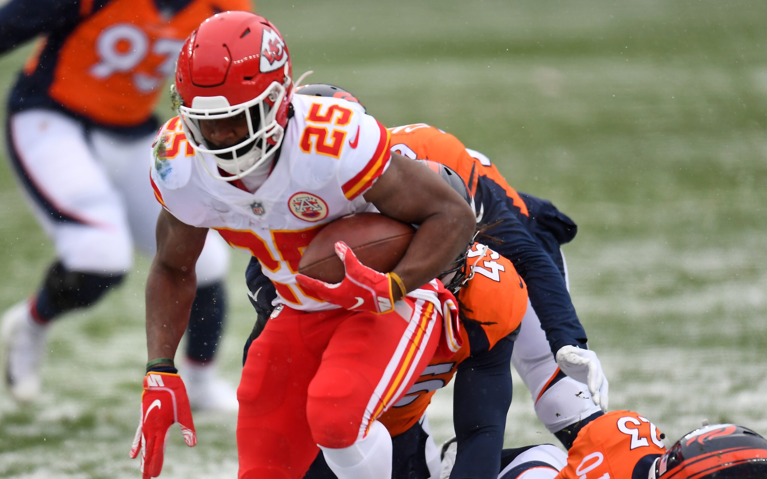 Denver Broncos almost topple Kansas City Chiefs on the road; fall 27-24 -  Mile High Report