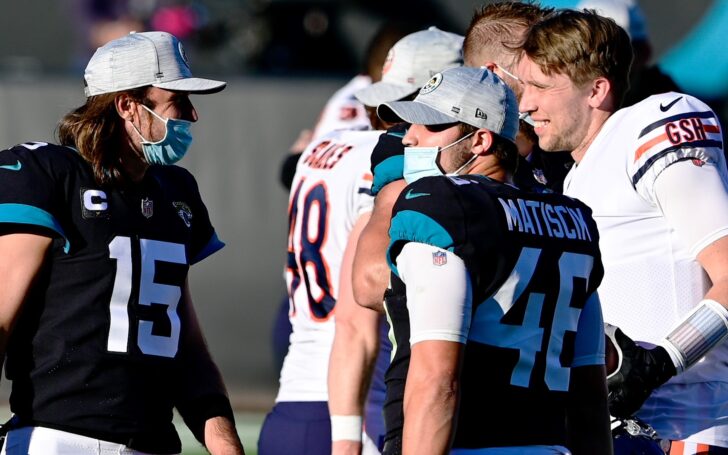 Gardner Minshew (left) and Nick Foles (right) are two possible QBs the Broncos could bring in this offseason to compete with Lock. Credit: Douglas DeFelice, USA TODAY Sports.