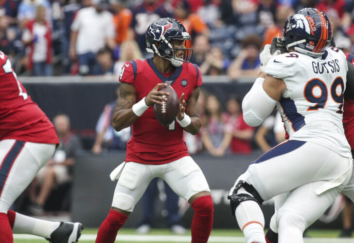 Houston Texans quarterback Deshaun Watson (4) looks for an open receiver during the first quarter against the Denver Broncos at NRG Stadium.