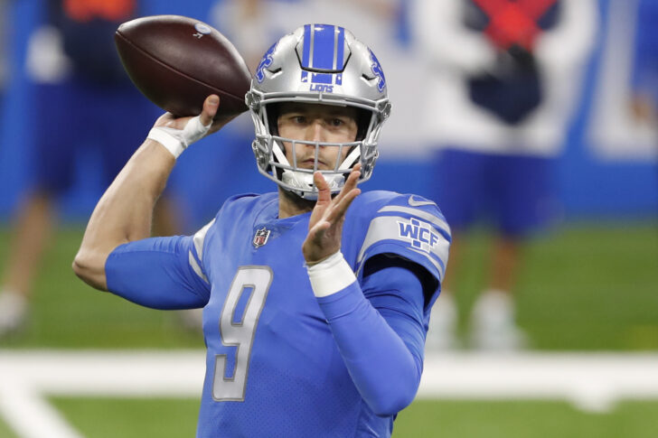 Detroit Lions quarterback Matthew Stafford (9) passes the ball during the first quarter against the Minnesota Vikings at Ford Field.