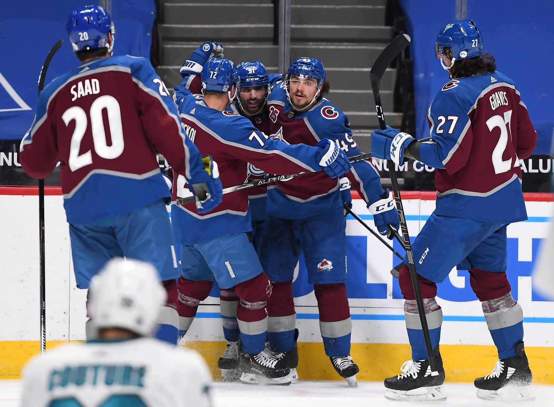 Avalanche beat Sharks behind two goals from Nazem Kadri