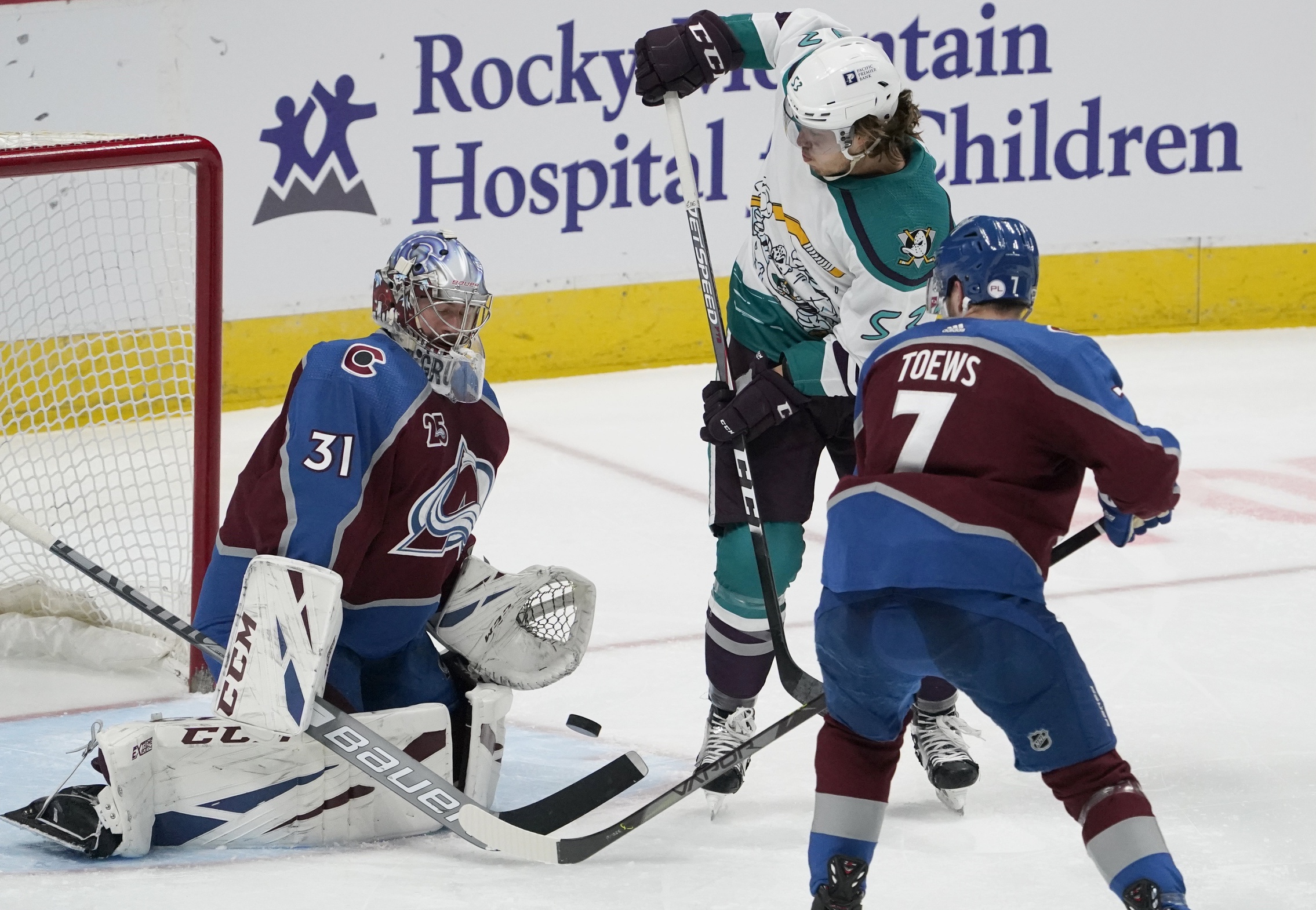 Avs win again, but backup goalie situation can't be ignored any