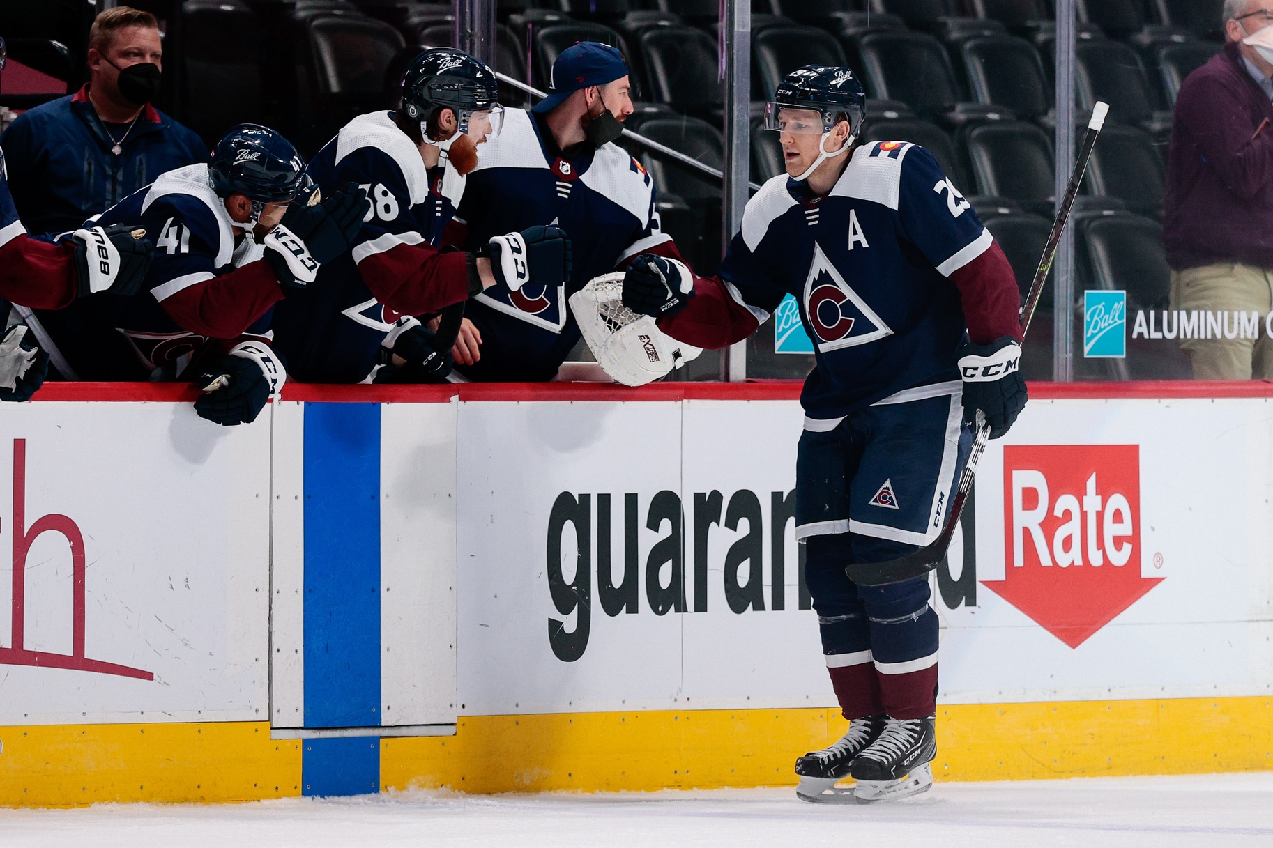 Jonas Johansson backstops Avalanche to 32 victory over St. Louis Mile High Sports