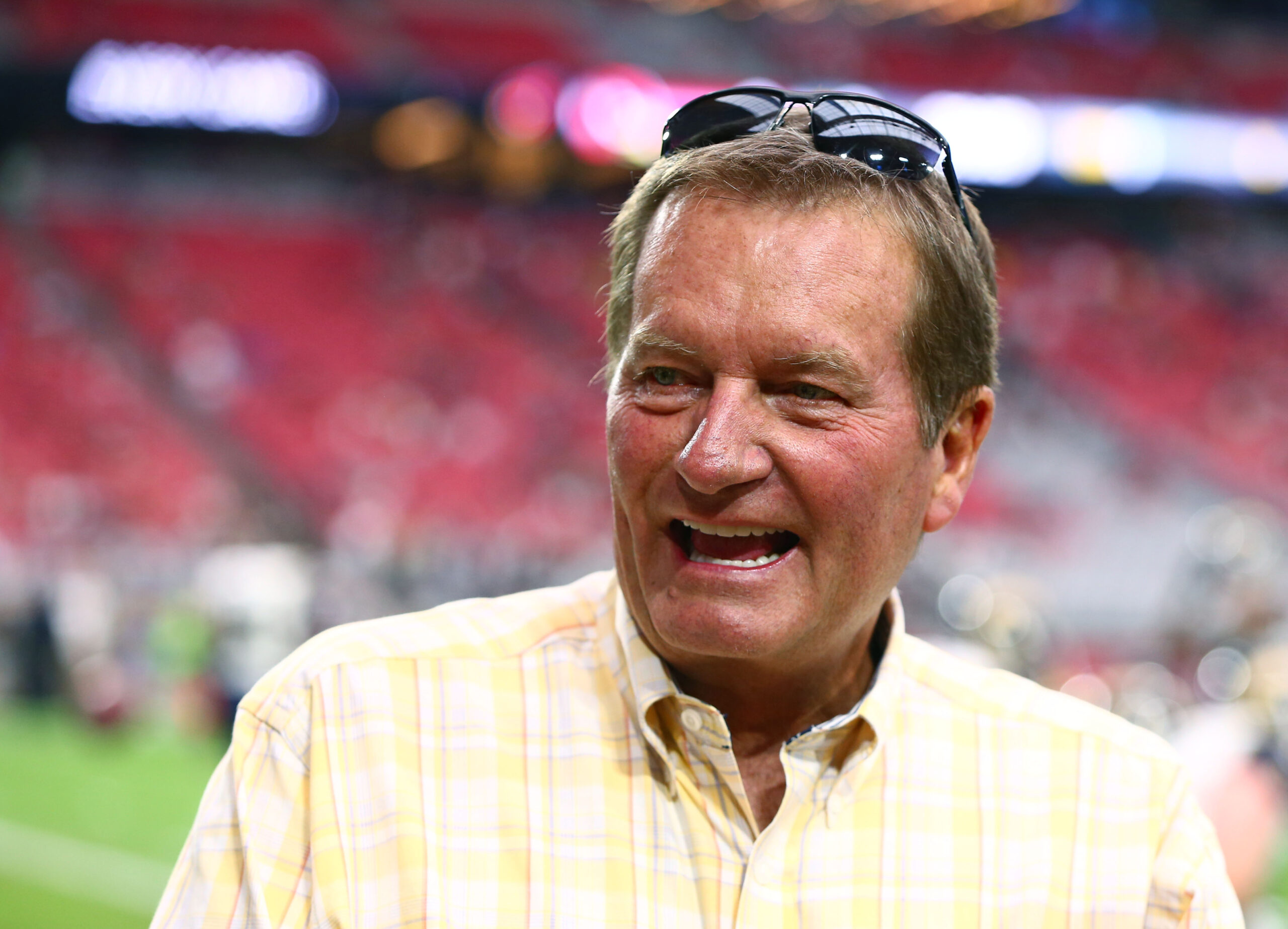 Jim Fassel: Former NFL coach dies at age 71