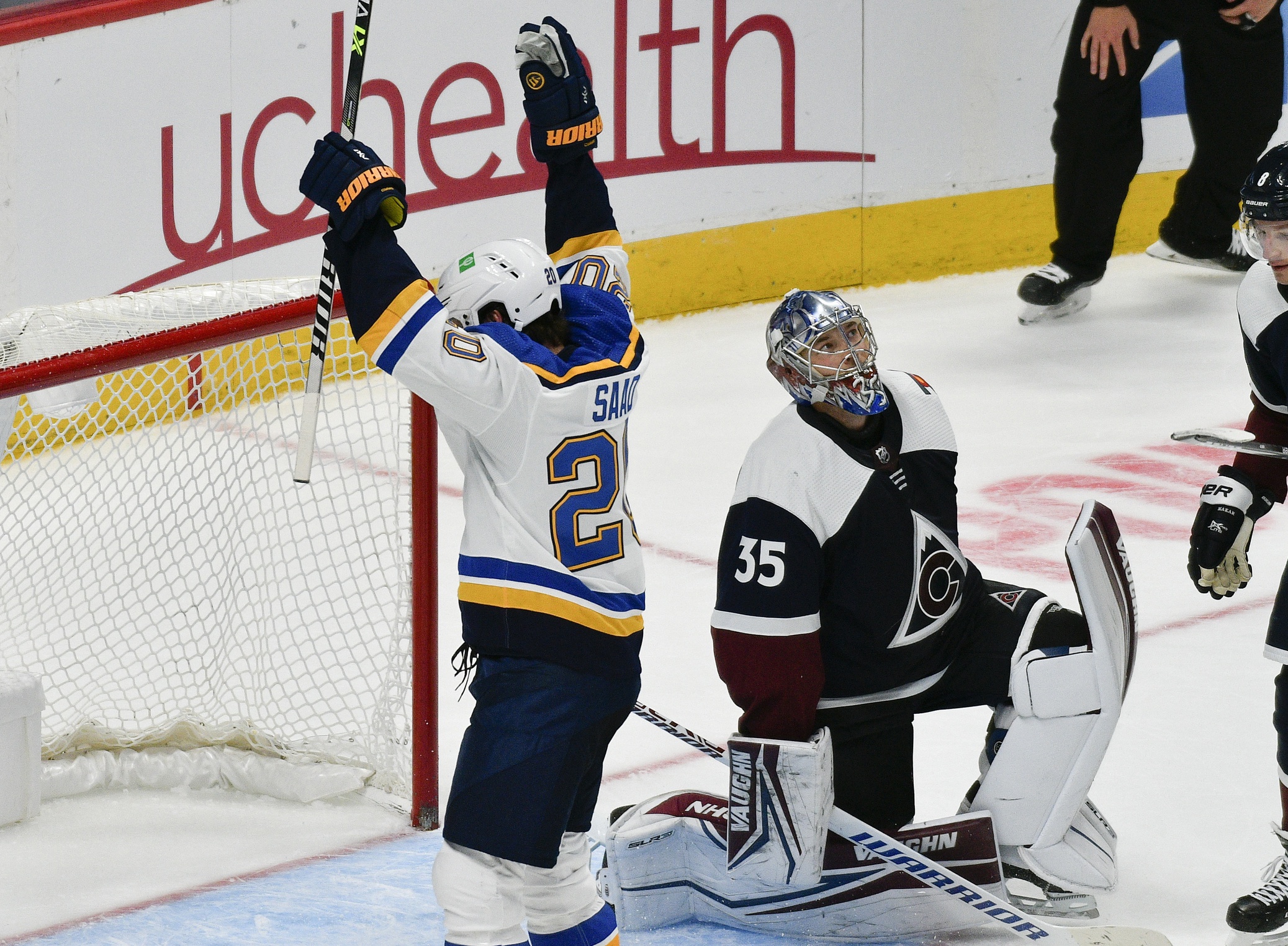 Colorado Avalanche stuff their stocking full of goals in 7-3 win