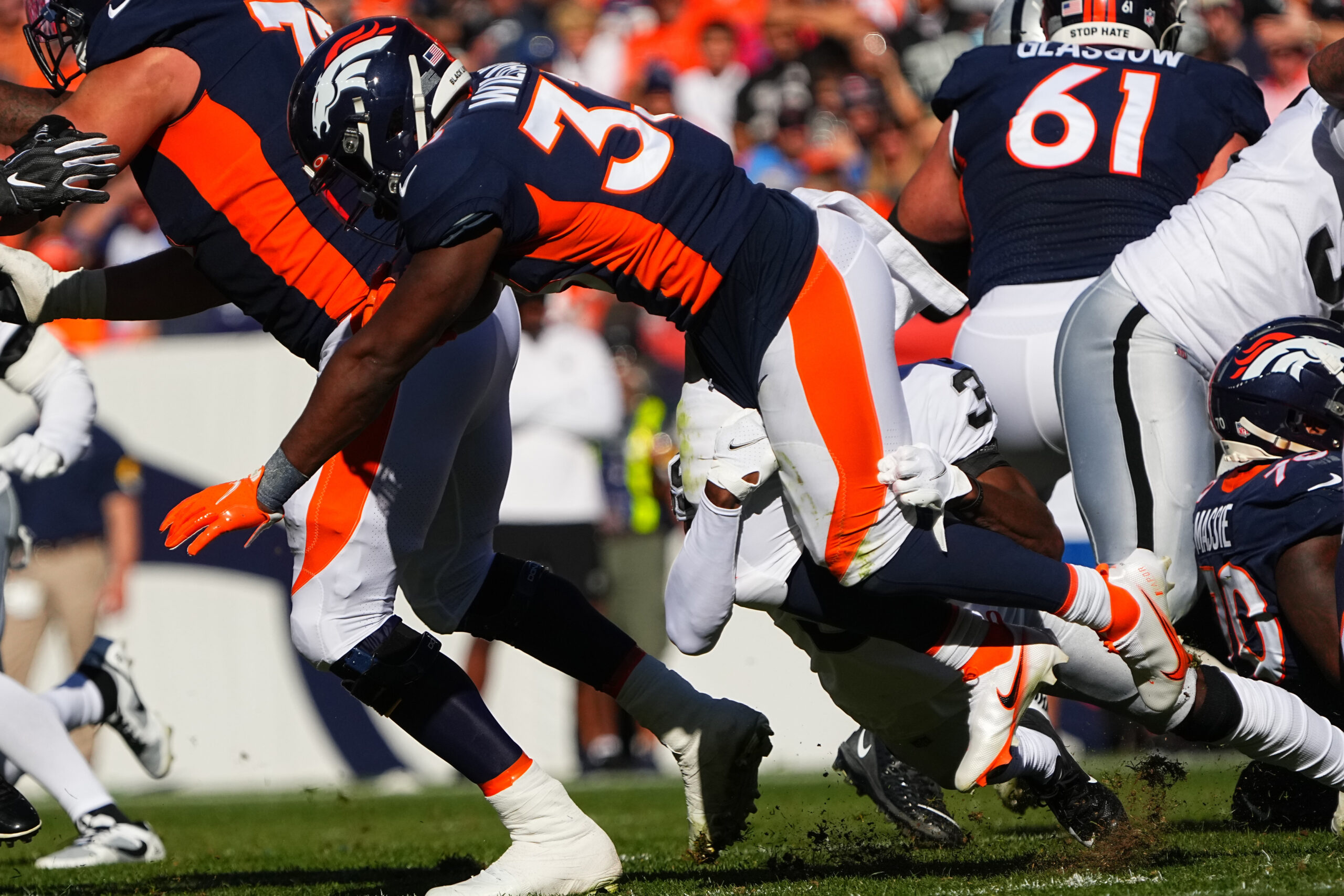 Nate Hobbs with a Tackle For Loss vs. Denver Broncos 