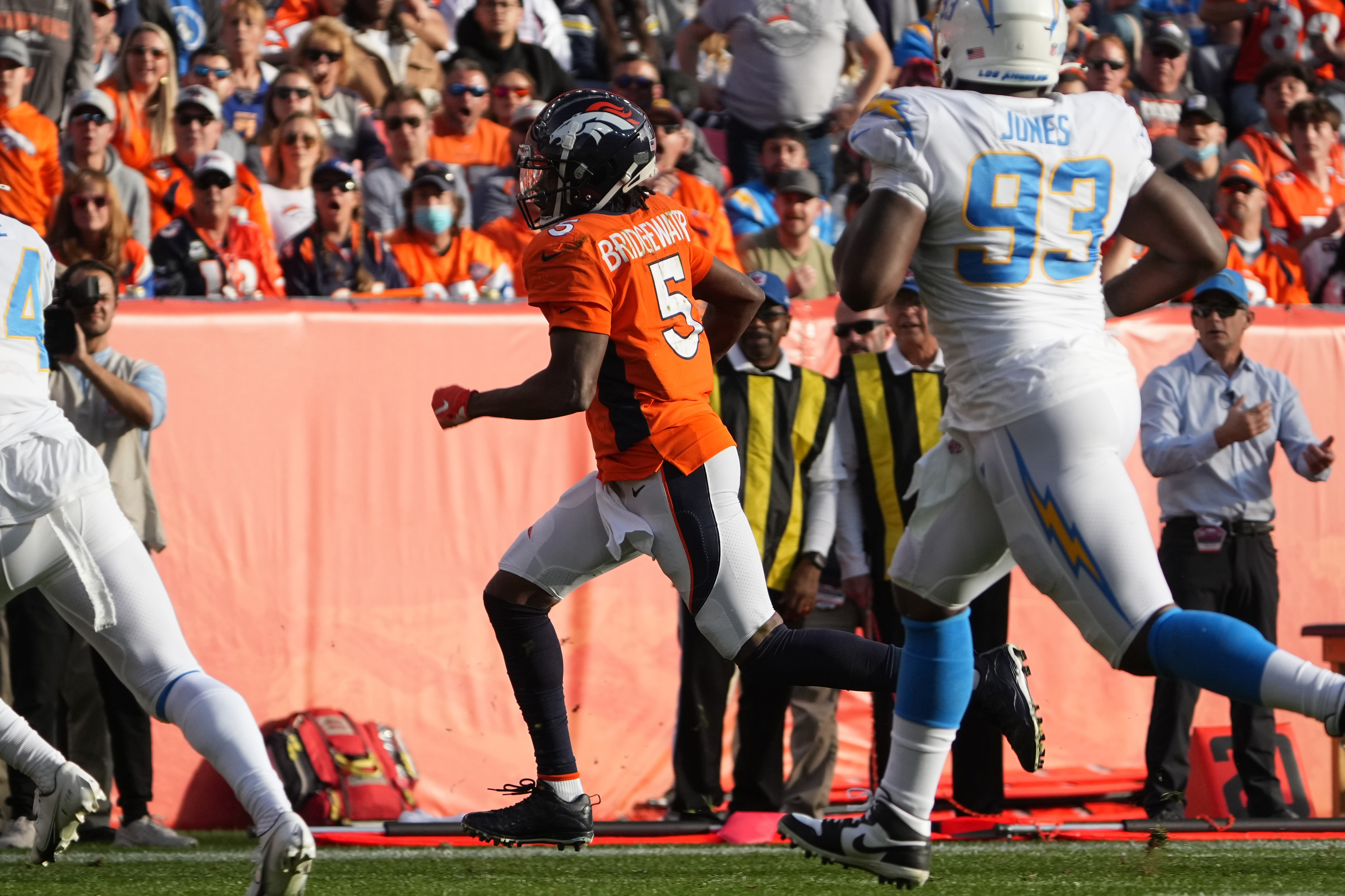 NFL: Los Angeles Chargers at Denver Broncos