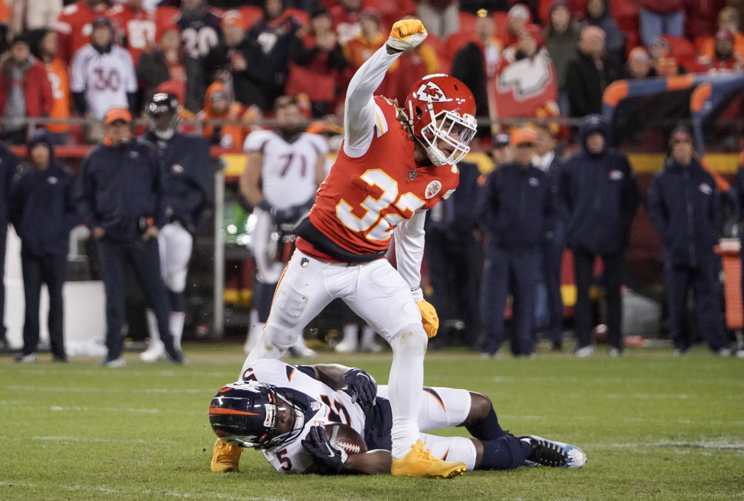 Kansas City Chiefs free safety Tyrann Mathieu (32) runs to