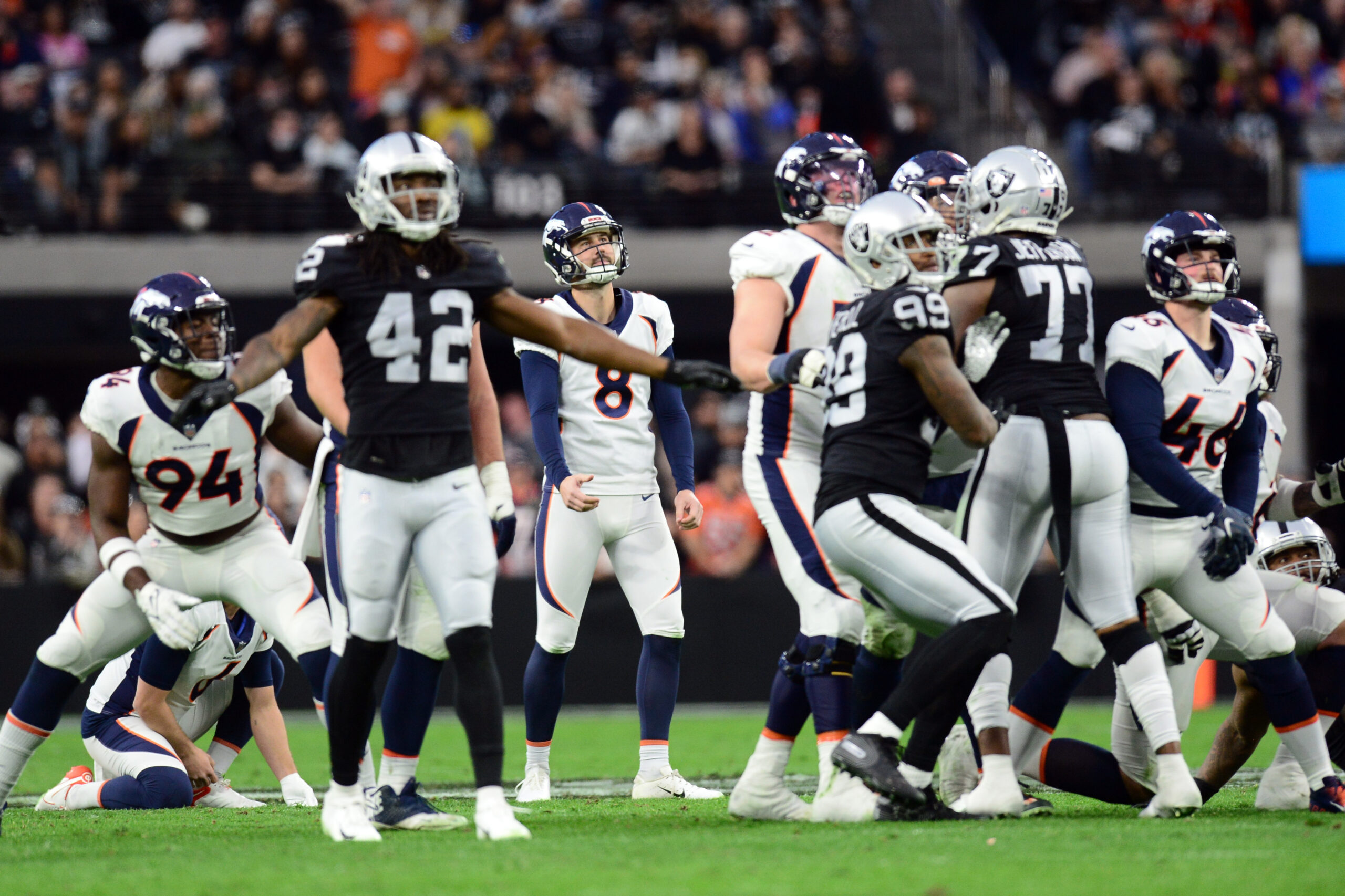 AFC West standings: Denver Broncos finish in last place in division