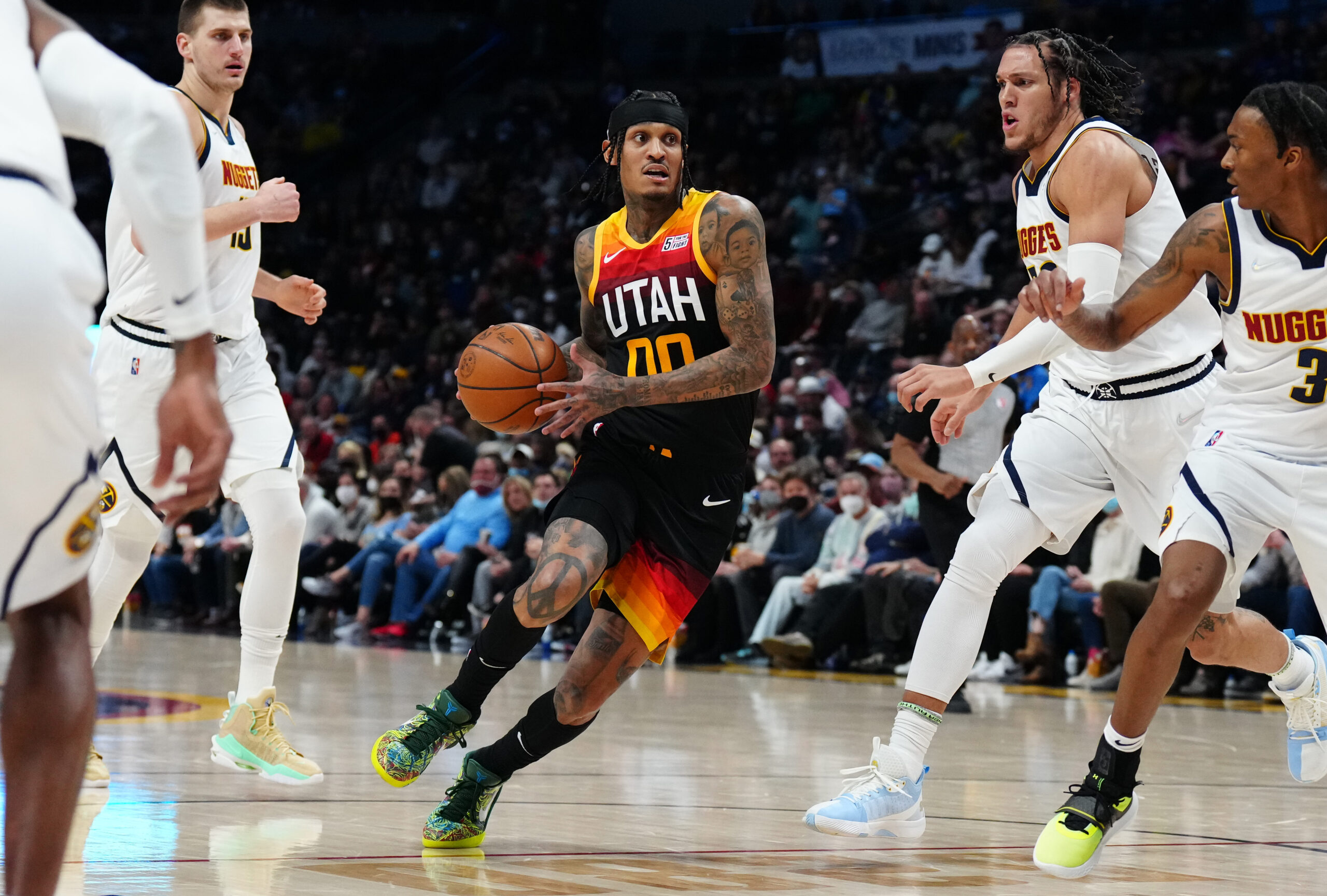Jordan Clarkson, Jazz Cook Lakers From Three To Open Game