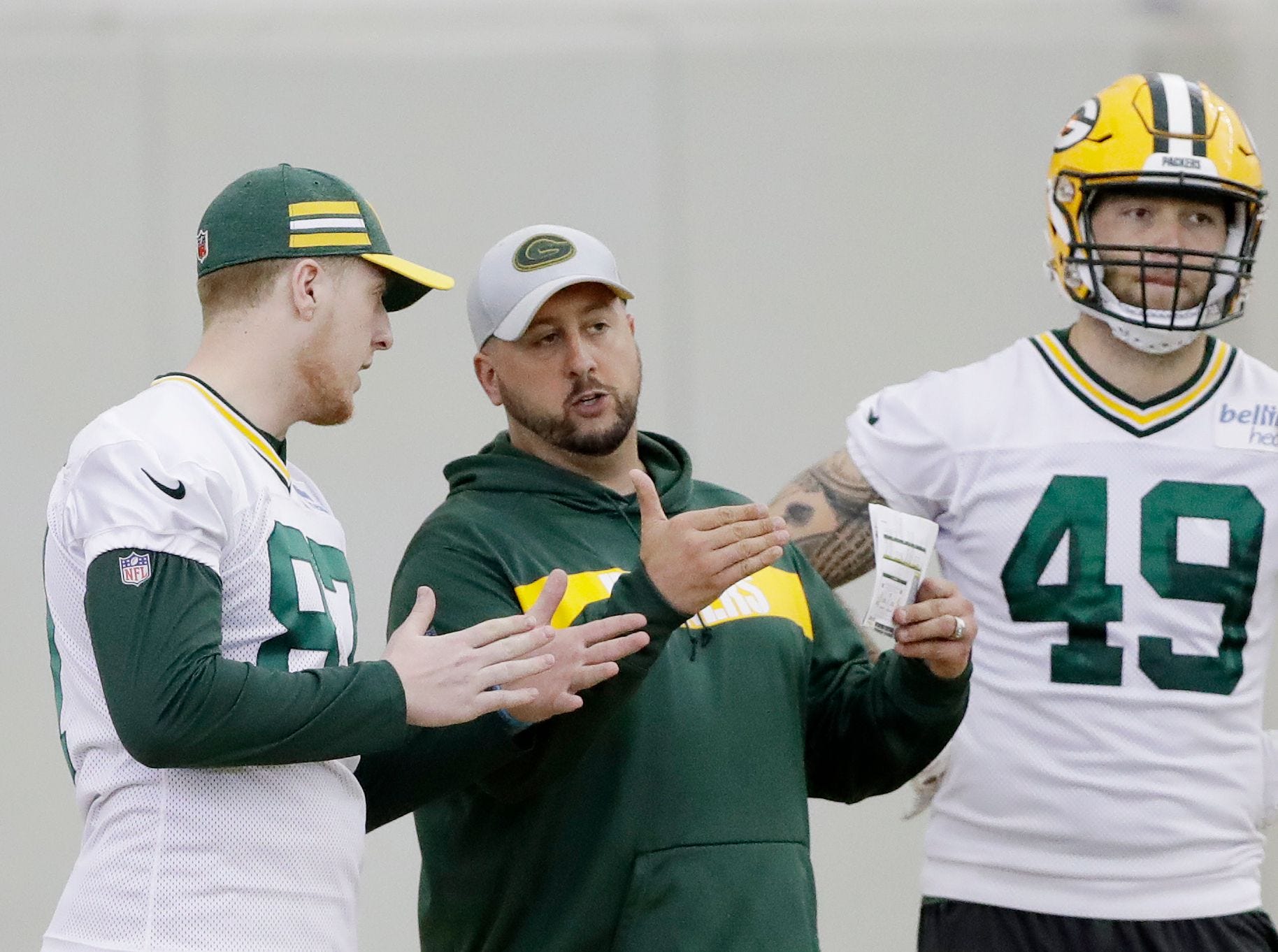 Packers OC Nathaniel Hackett Hired by Broncos as HC to Replace Vic