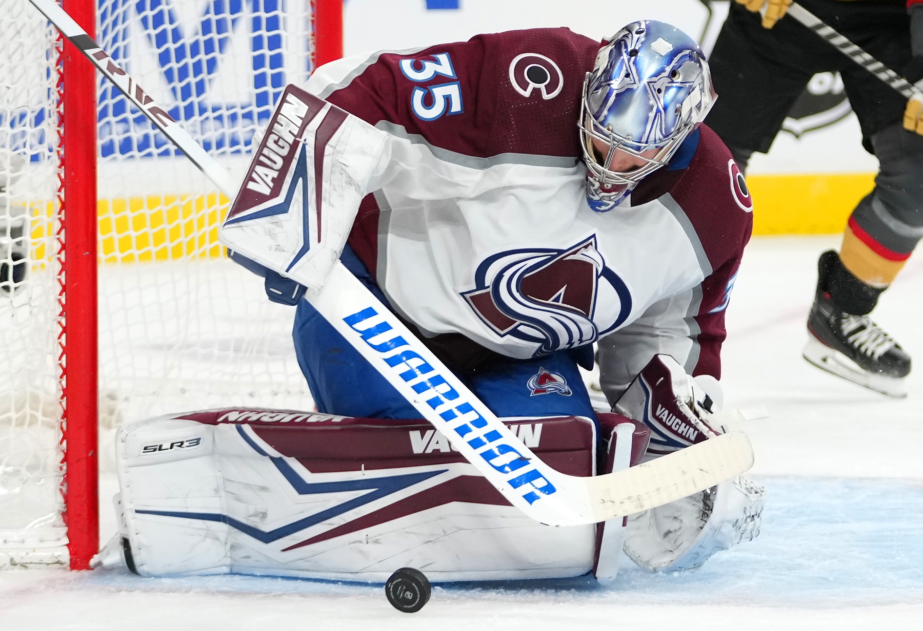 Darcy Kuemper injury: Avalanche goalie ruled out for Game 2, Pavel