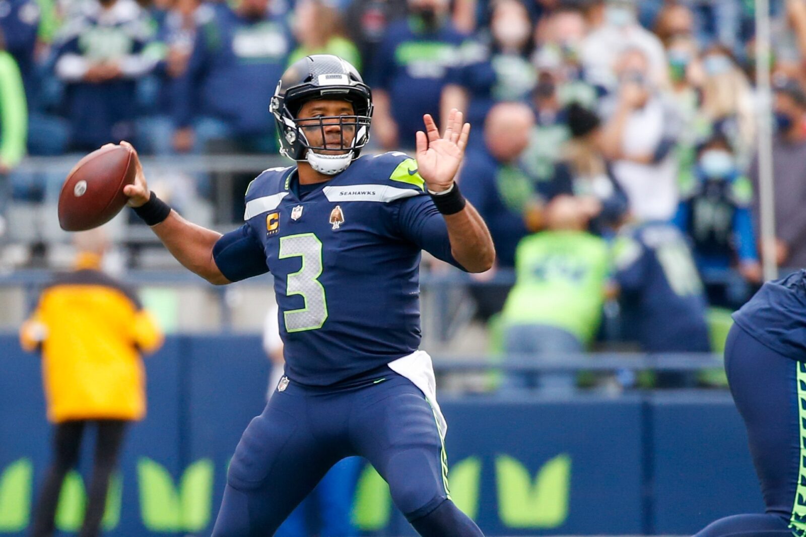 Examining Denver Broncos salary cap after the Russell Wilson trade