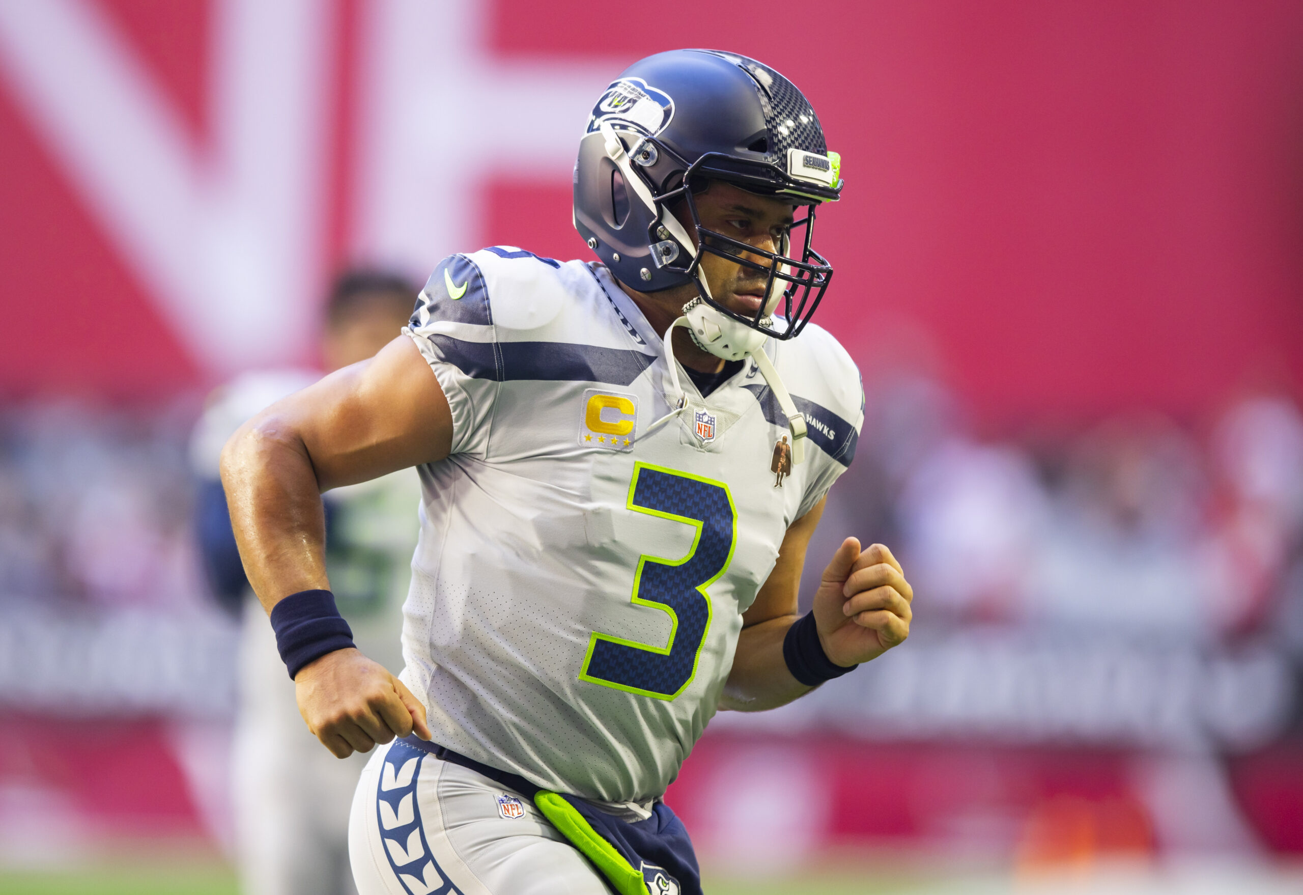 Photos: Wilson, Broncos ride into Seattle for Monday Night Football