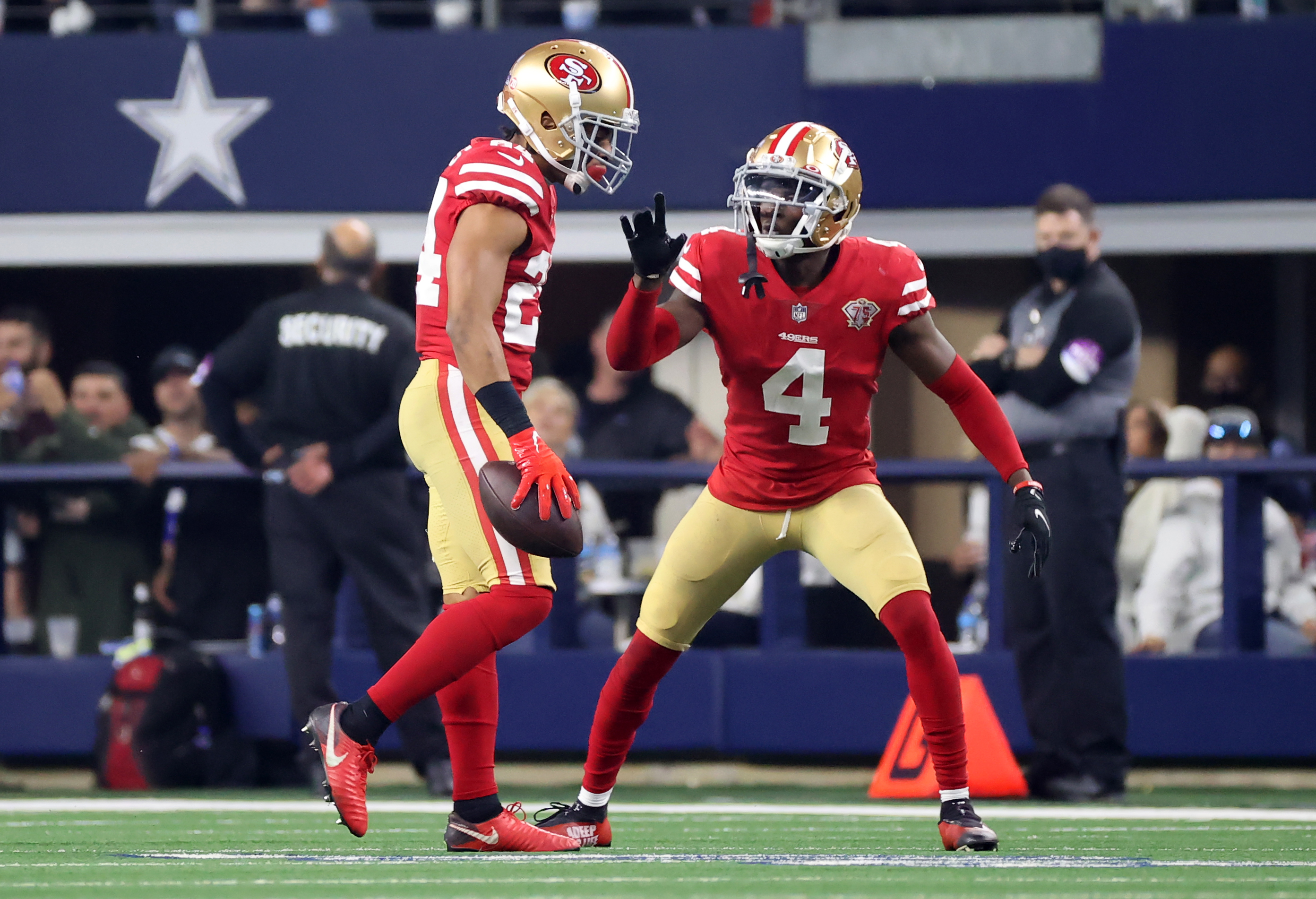 NFL: NFC Wild Card Playoff-San Francisco 49ers at Dallas Cowboys