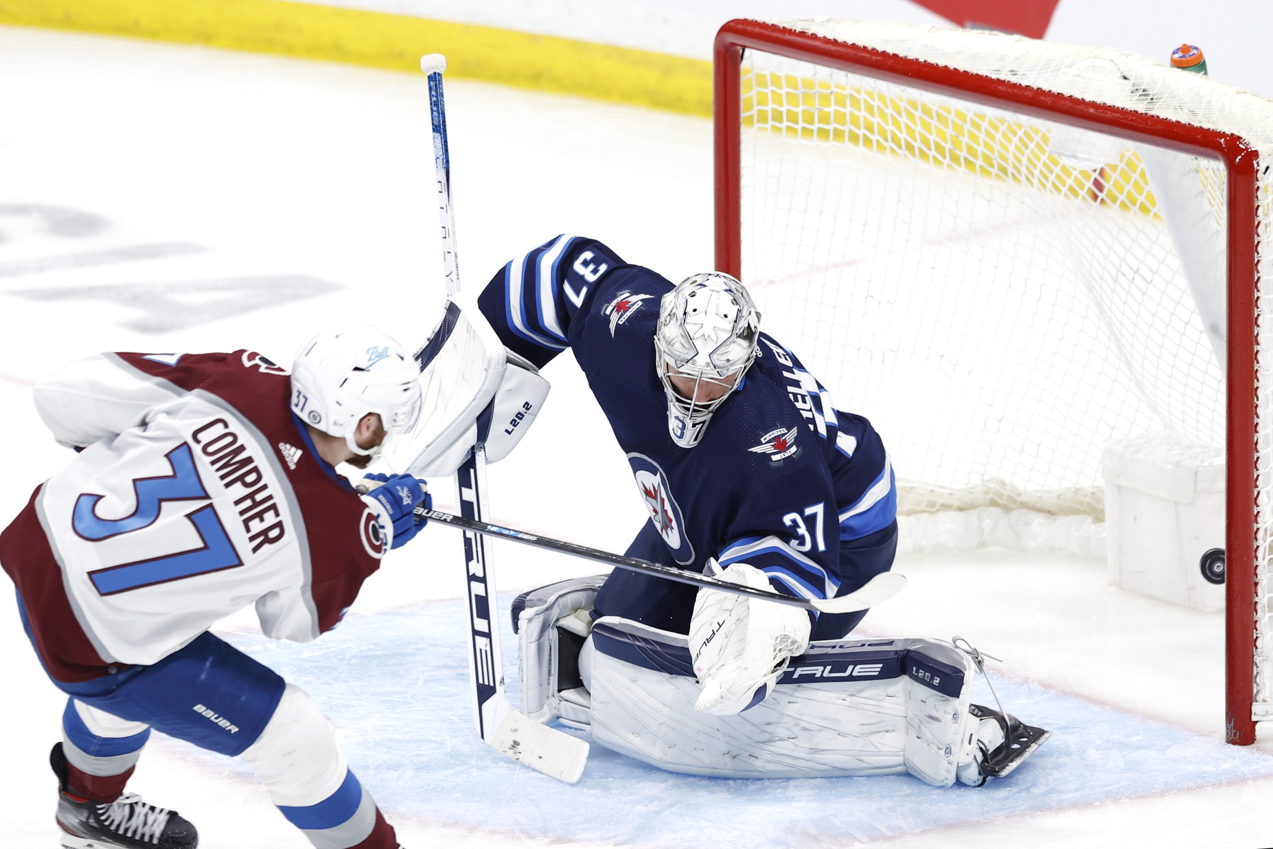 NHL: Colorado Avalanche at Winnipeg Jets