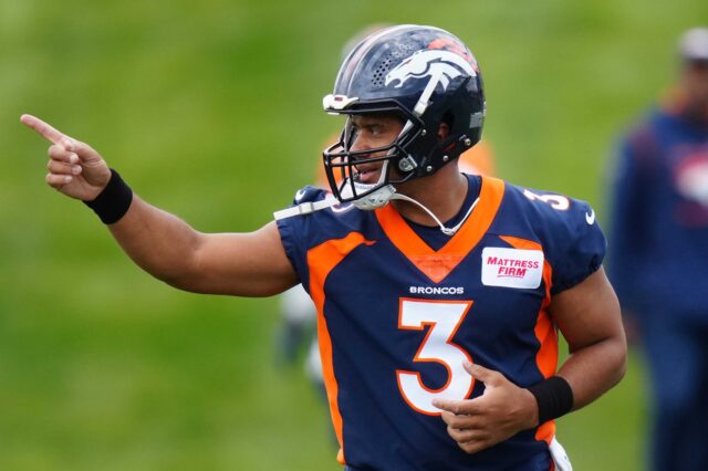 Russell Wilson. Credit: Ron Chenoy, USA TODAY Sports.