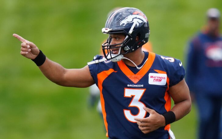 Russell Wilson. Credit: Ron Chenoy, USA TODAY Sports.