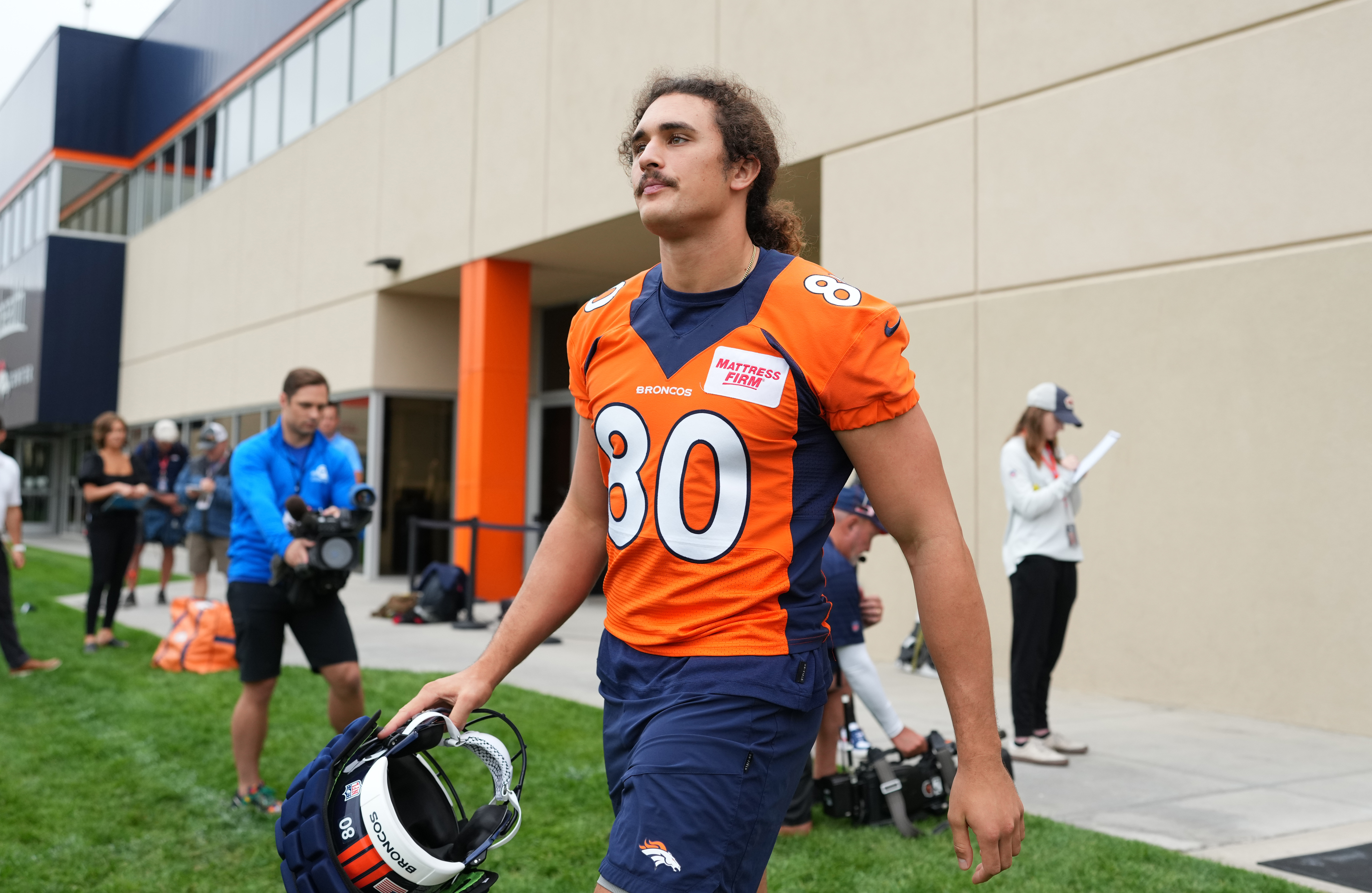 Denver Broncos tight end Greg Dulcich (80) during training camp at the UCHealth Training Center. 