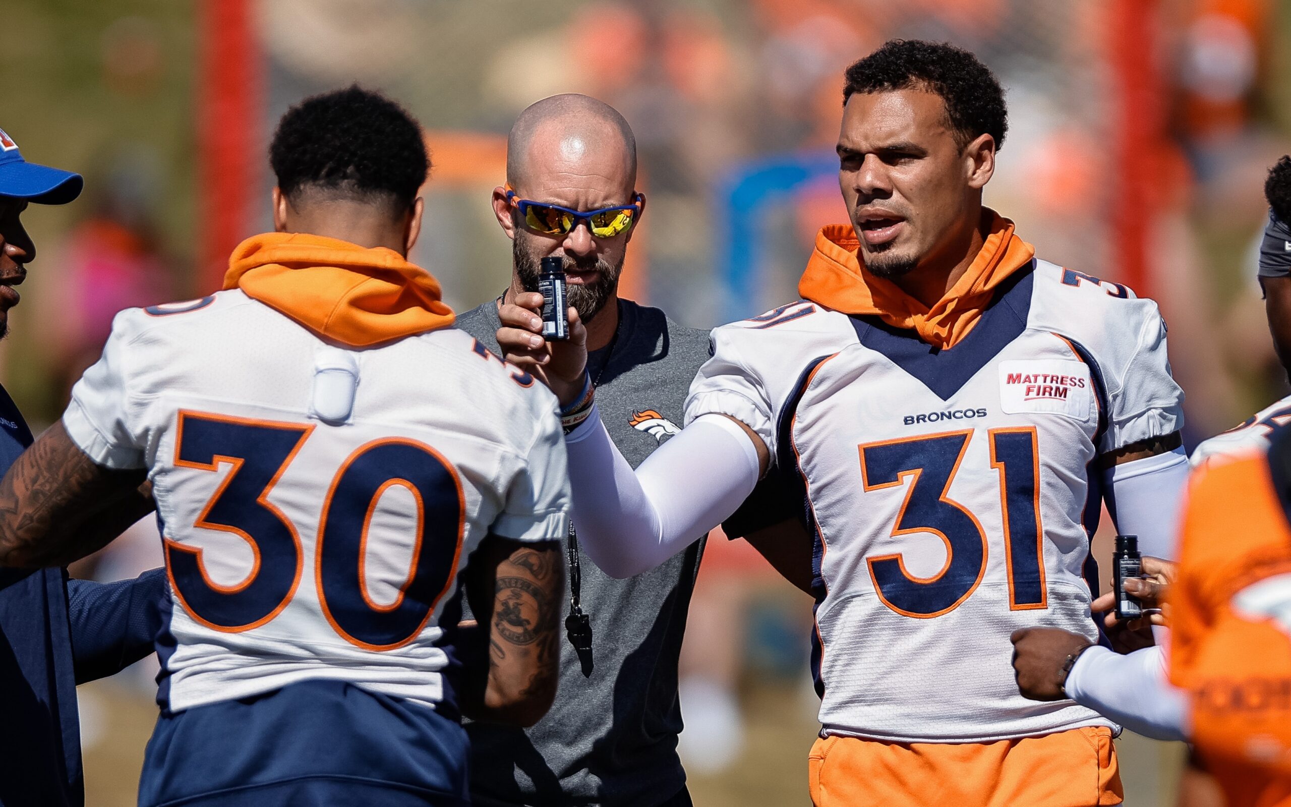 Peyton attended Broncos training camp today! Love having The Sheriff  around! : r/DenverBroncos