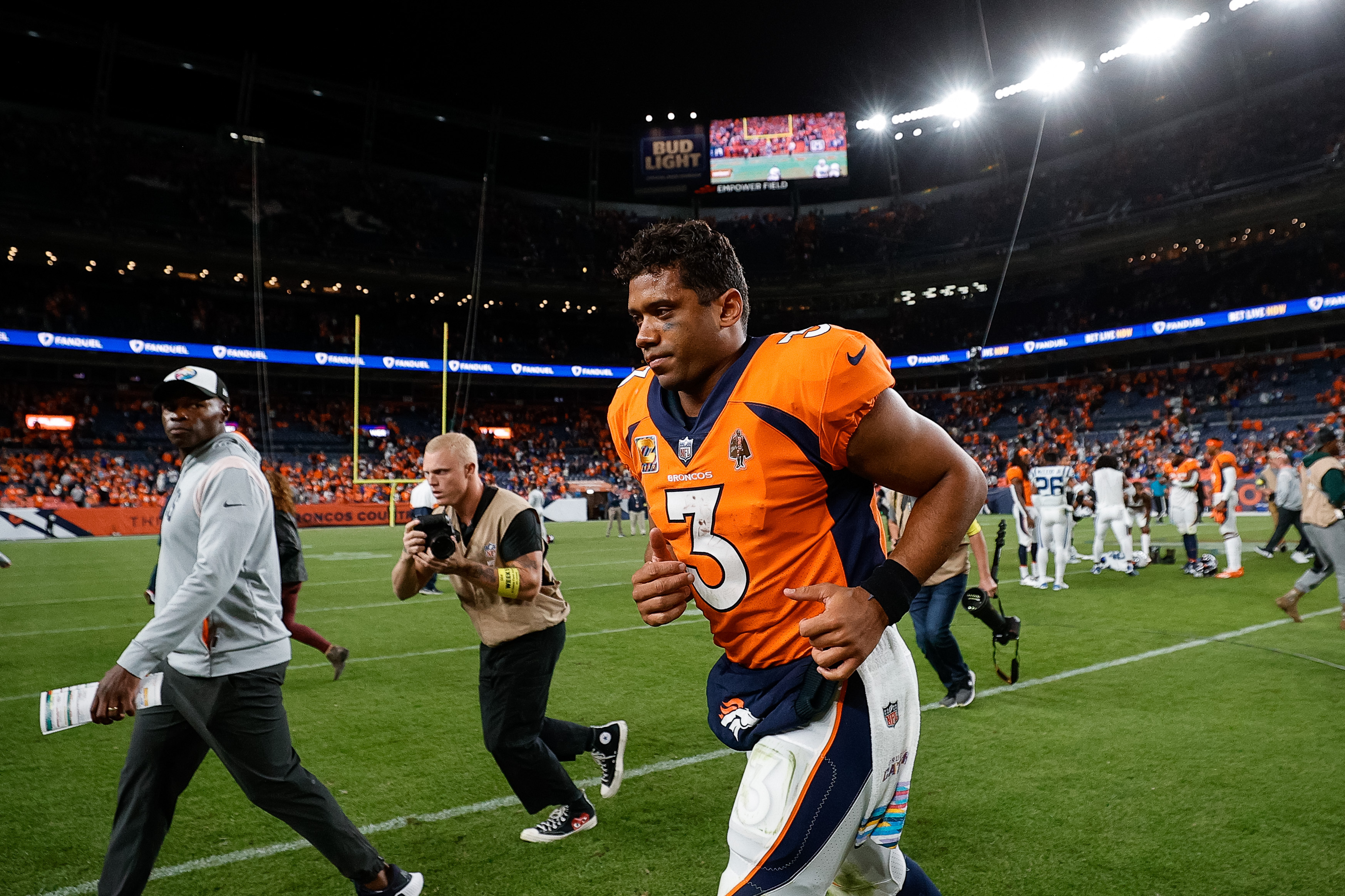 Broncos mailbag: How long will Nathaniel Hackett, Russell Wilson last in  Denver? - The Athletic